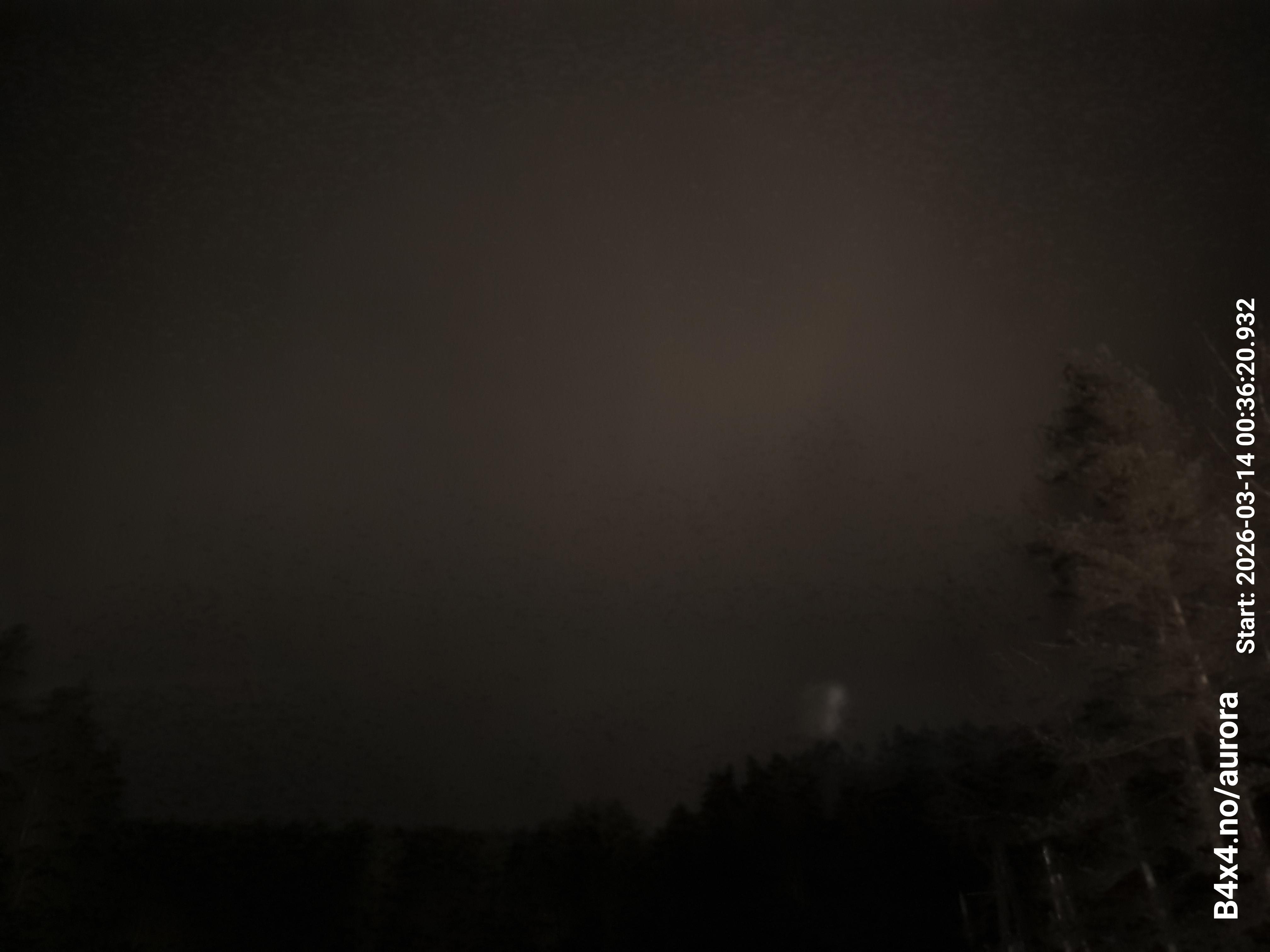 aurle_20260314_003637_lys30_star50_KP05_ISO1000_Lukker15.jpeg