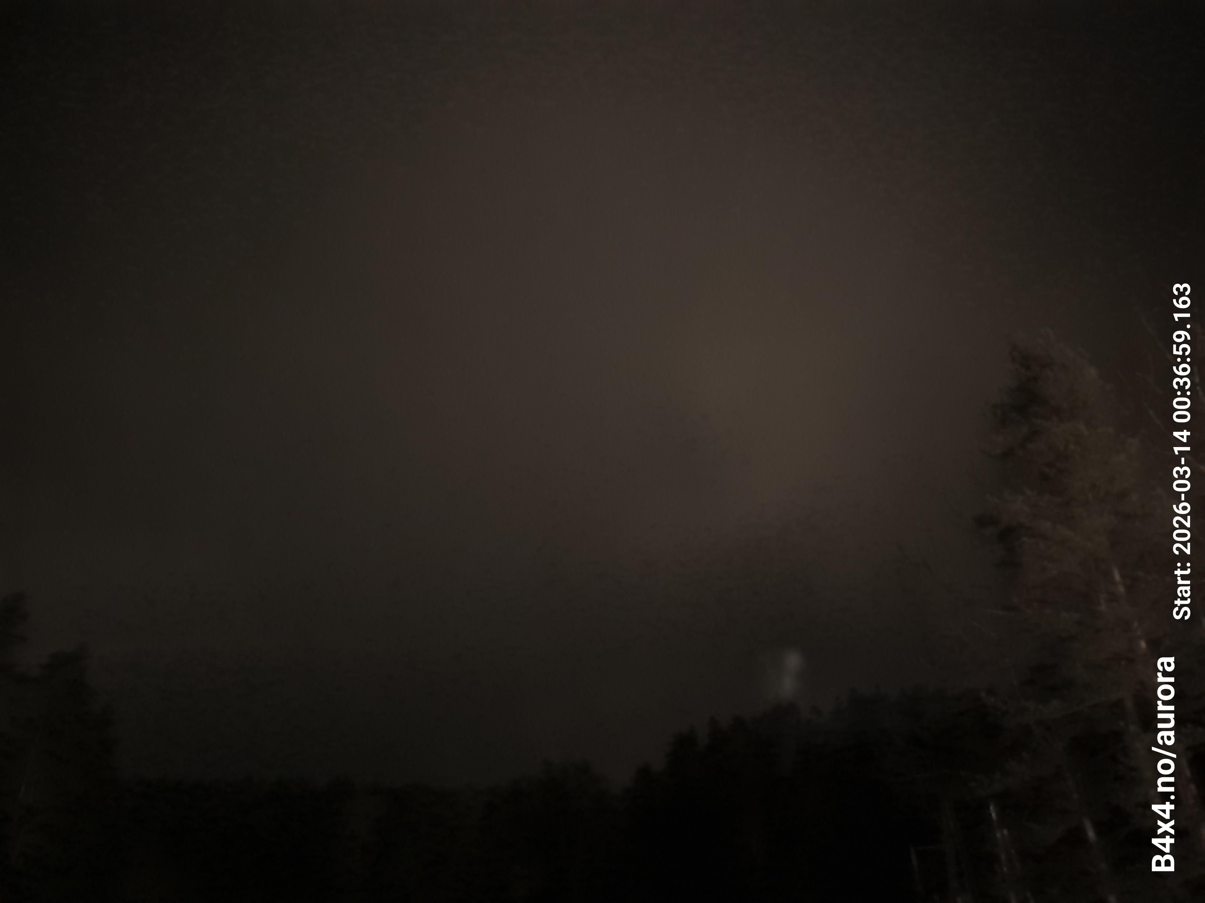 aurle_20260314_003715_lys31_star50_KP05_ISO1000_Lukker15.jpeg