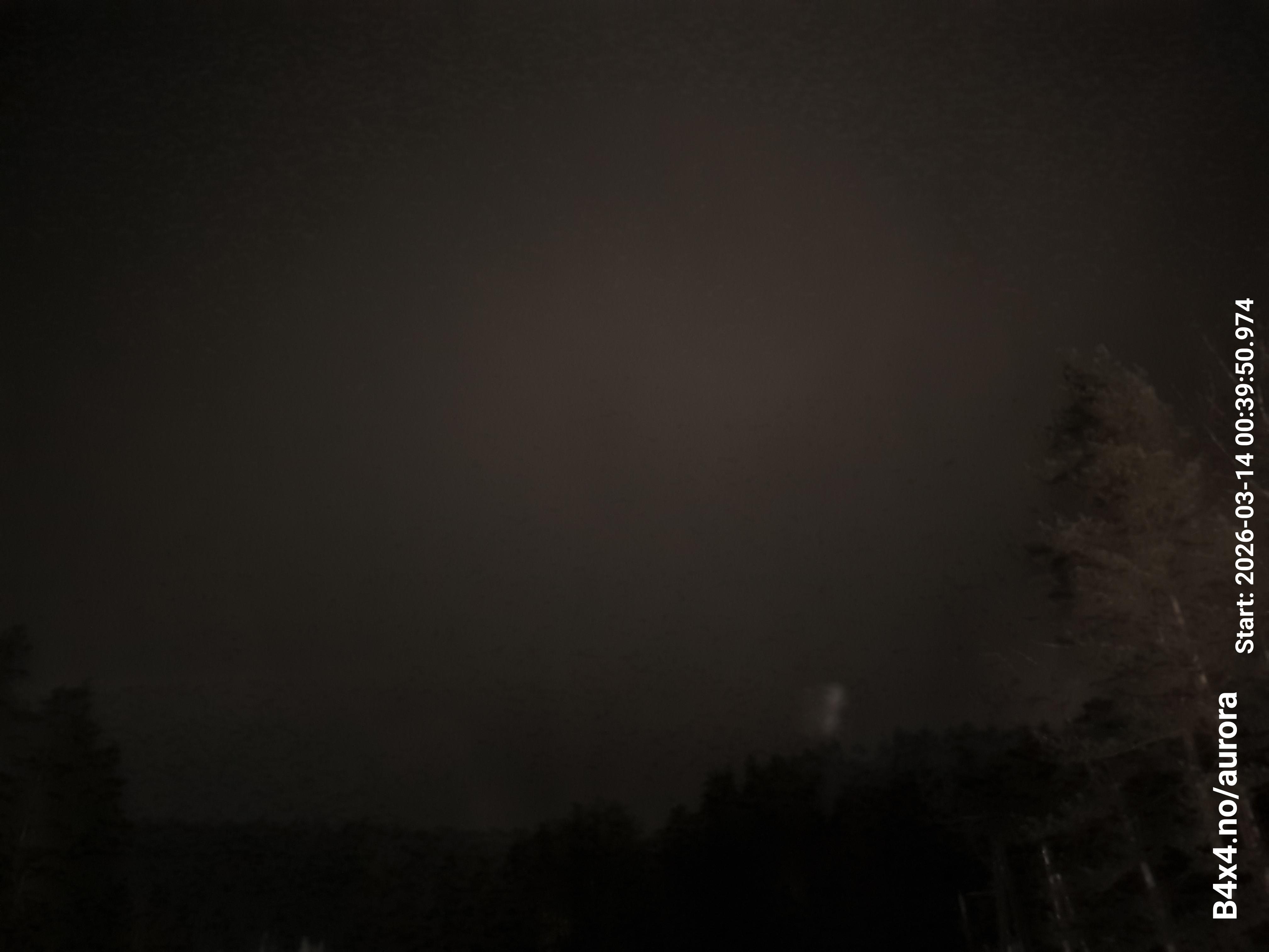 aurle_20260314_004007_lys28_star50_KP05_ISO1000_Lukker15.jpeg