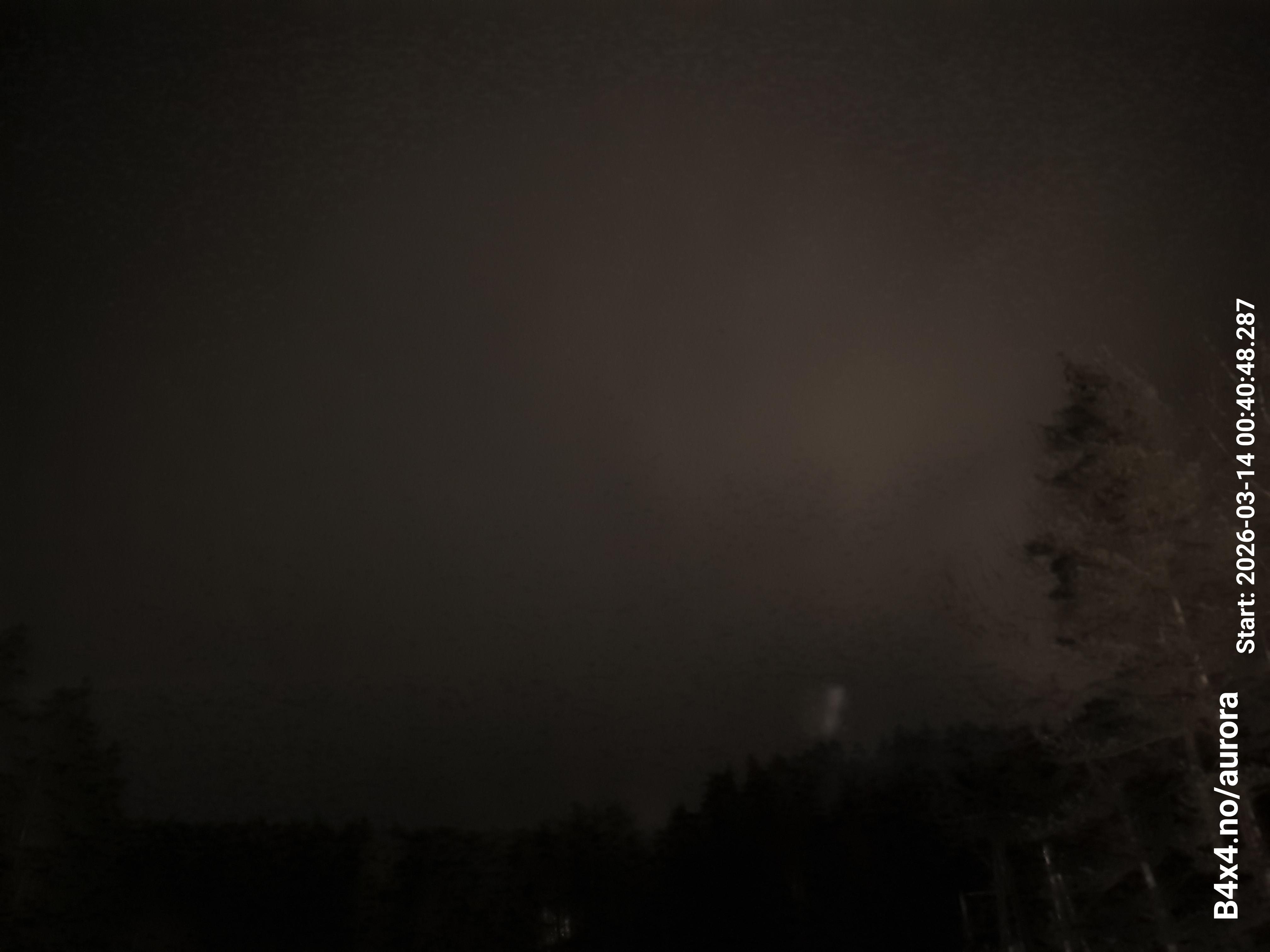 aurle_20260314_004104_lys30_star50_KP05_ISO1000_Lukker15.jpeg