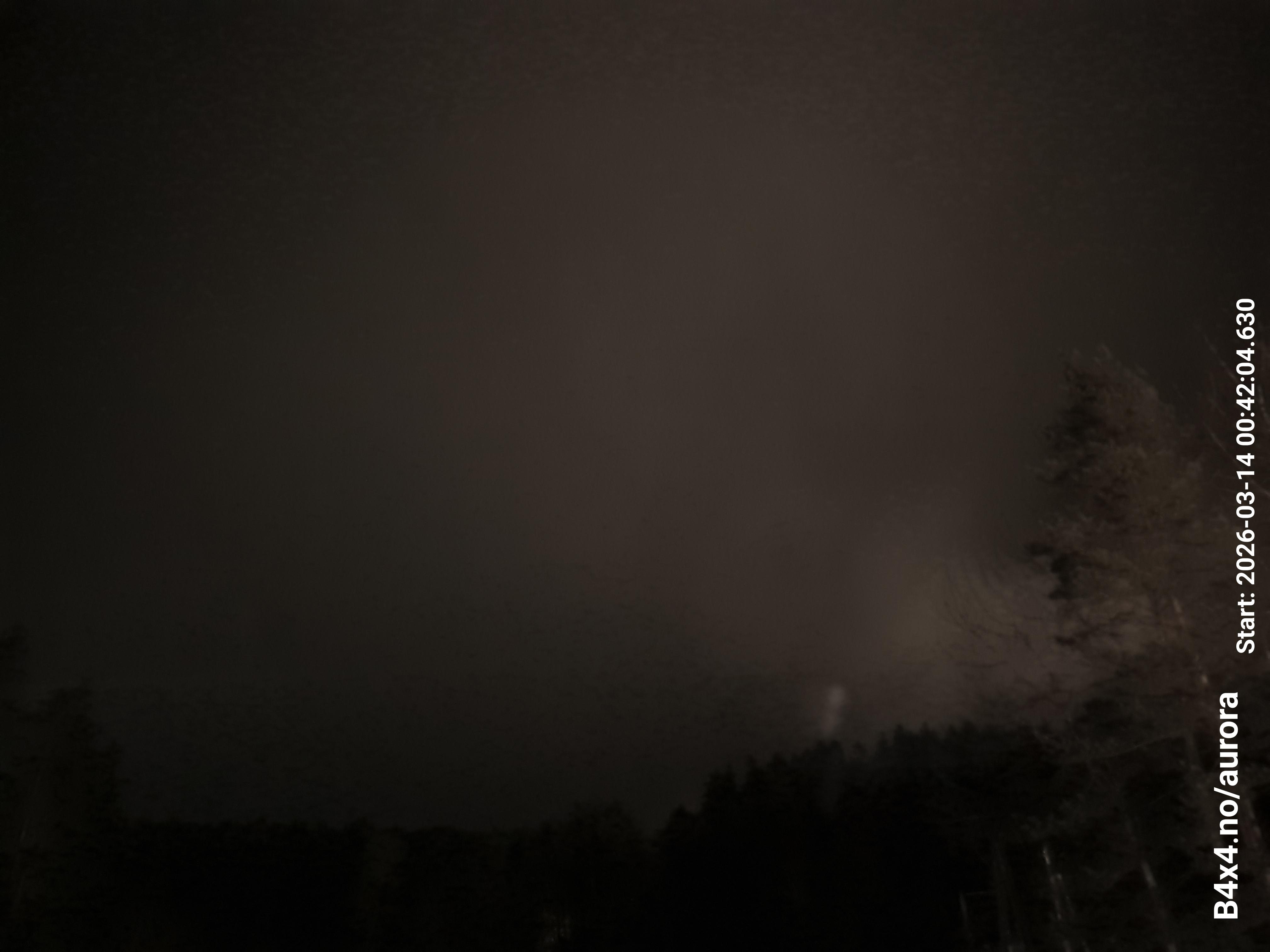 aurle_20260314_004220_lys30_star50_KP05_ISO1000_Lukker15.jpeg