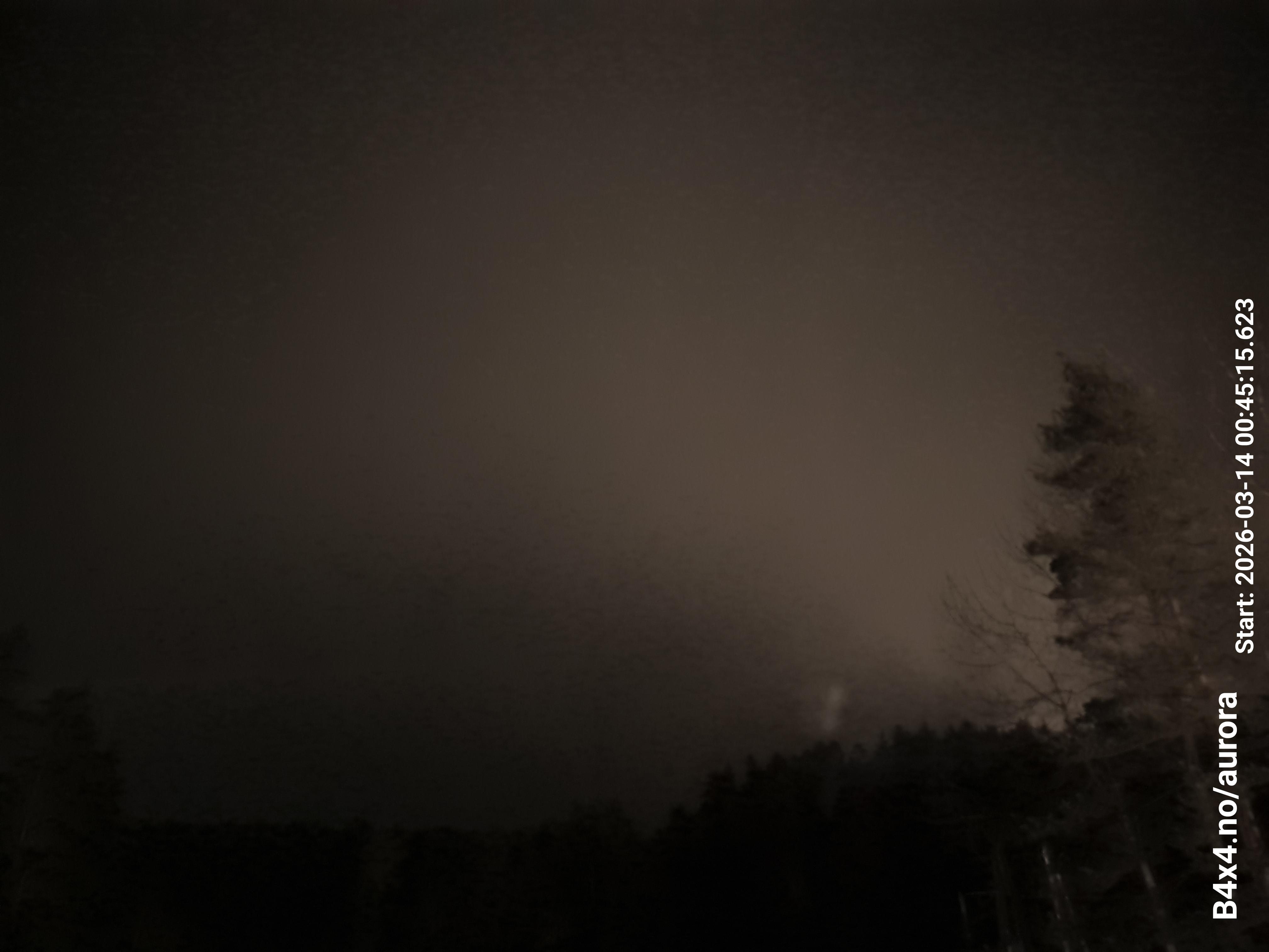 aurle_20260314_004531_lys36_star50_KP05_ISO1000_Lukker15.jpeg