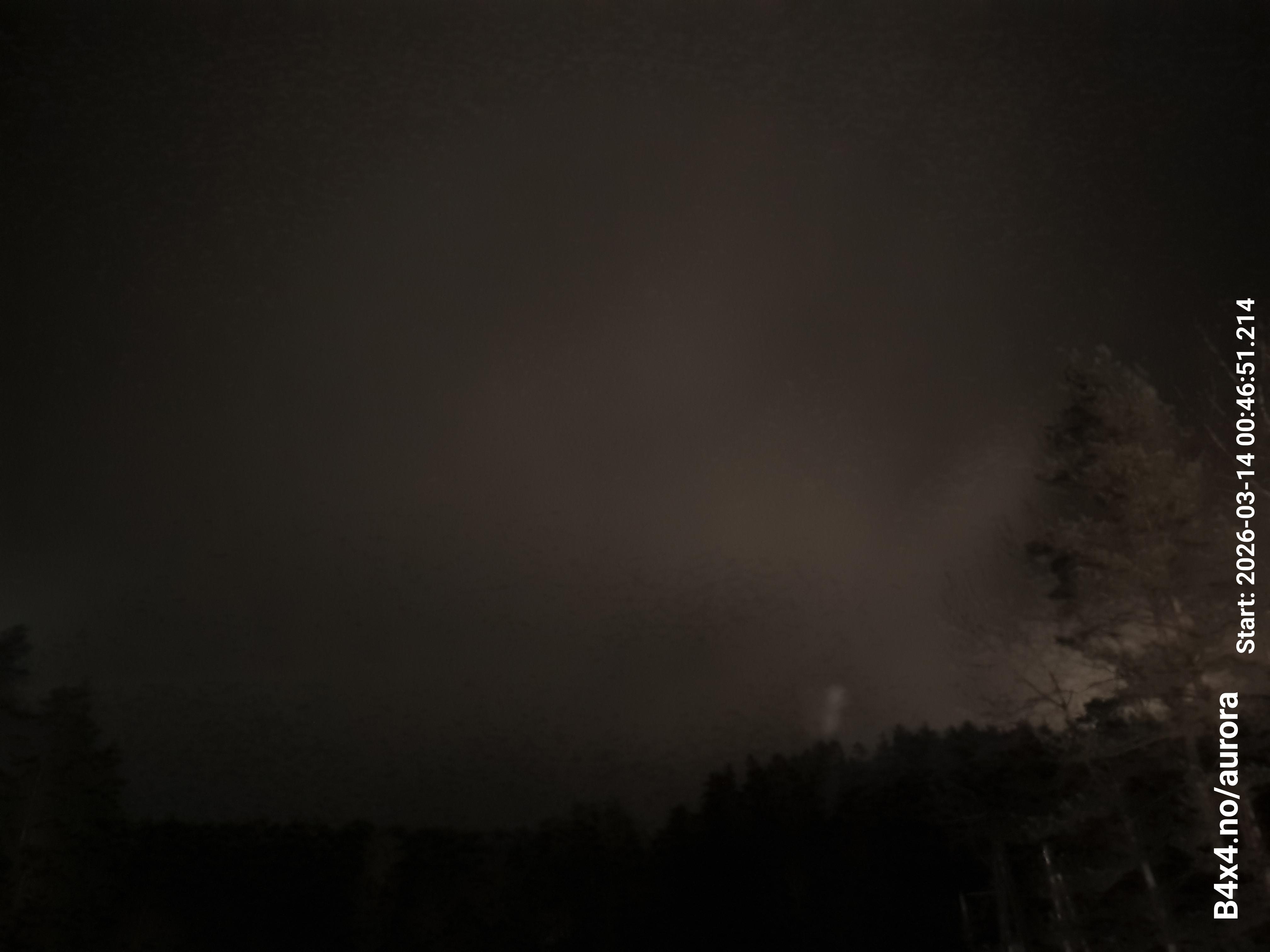 aurle_20260314_004707_lys29_star50_KP05_ISO1000_Lukker15.jpeg
