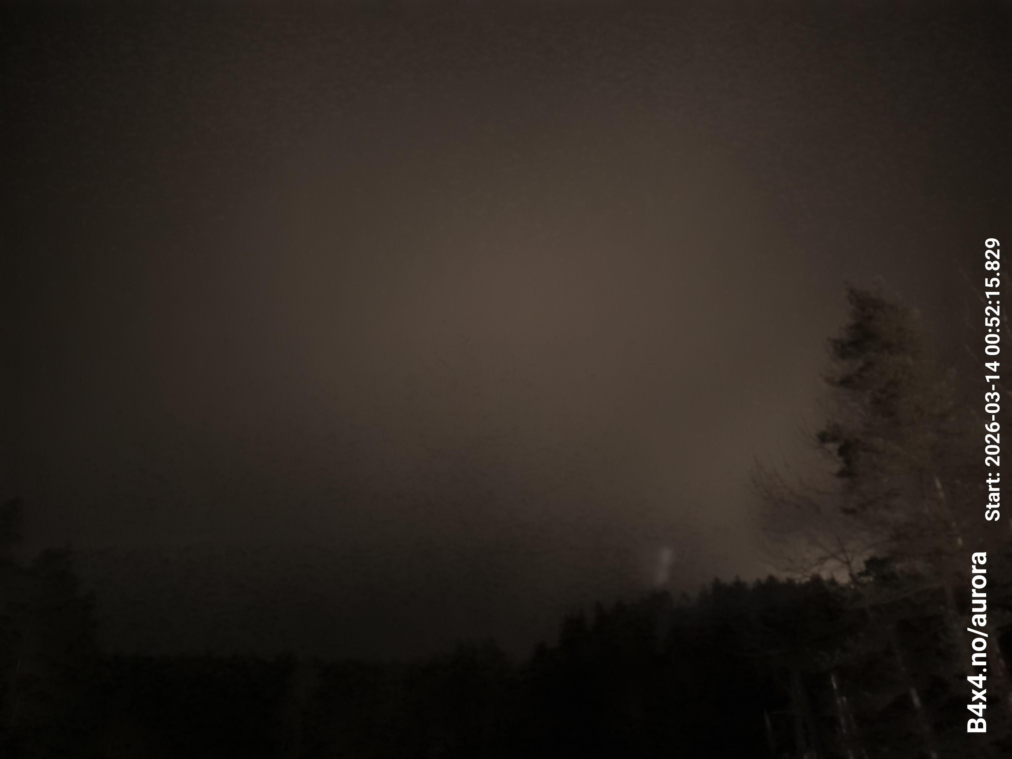 aurle_20260314_005232_lys38_star50_KP05_ISO1000_Lukker15.jpeg