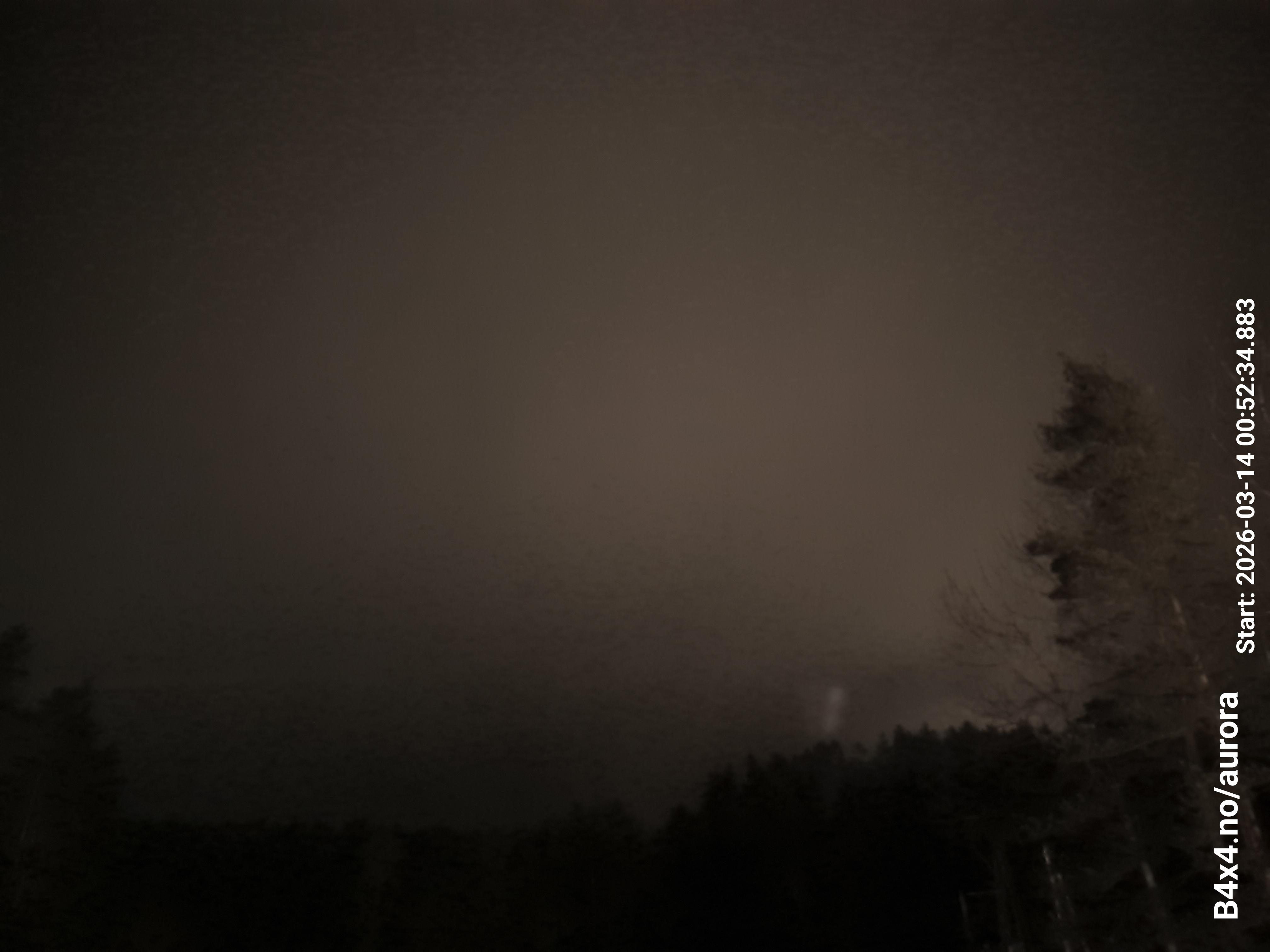 aurle_20260314_005251_lys40_star50_KP05_ISO1000_Lukker15.jpeg
