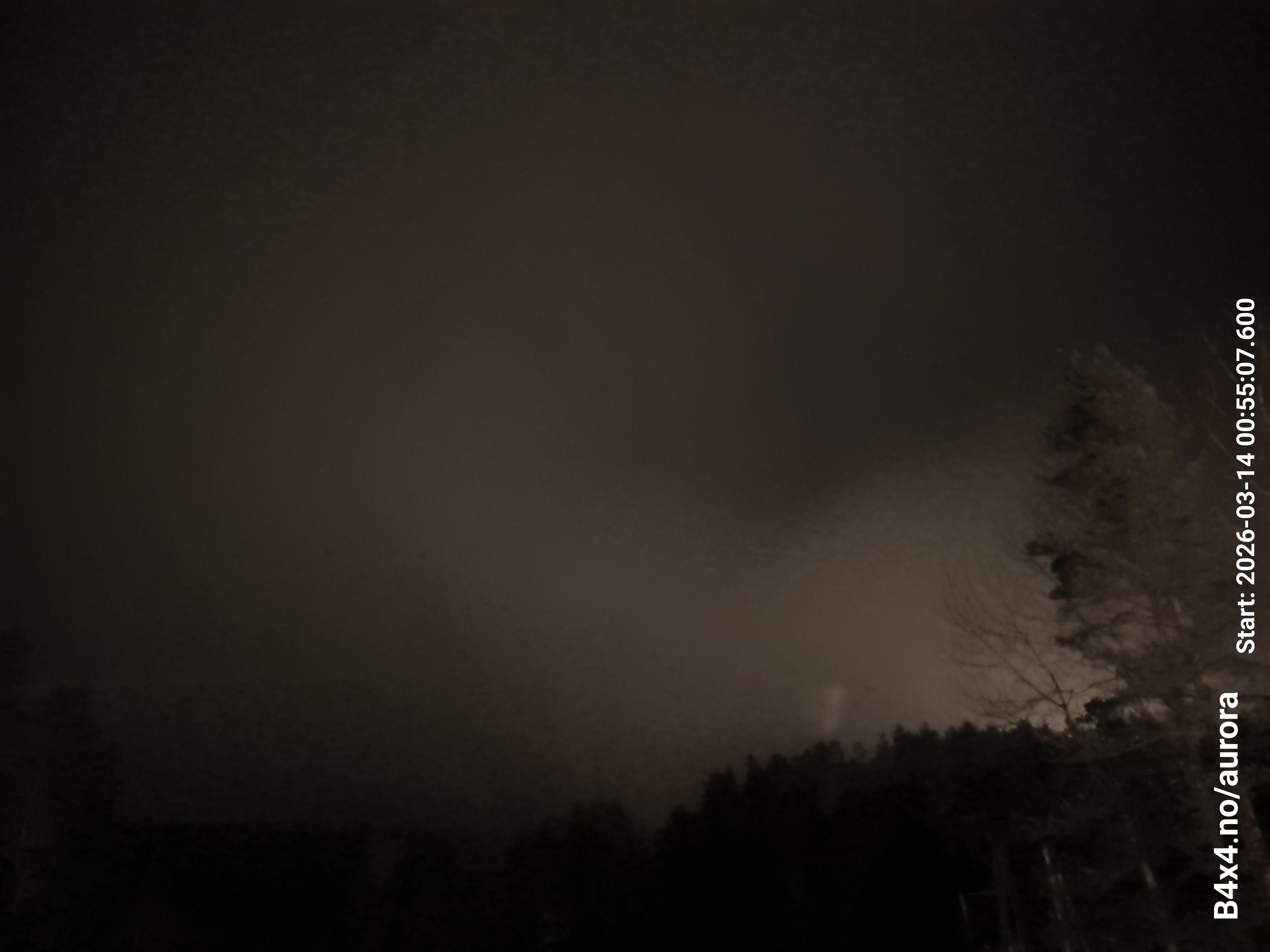 aurle_20260314_005523_lys33_star50_KP05_ISO1000_Lukker15.jpeg