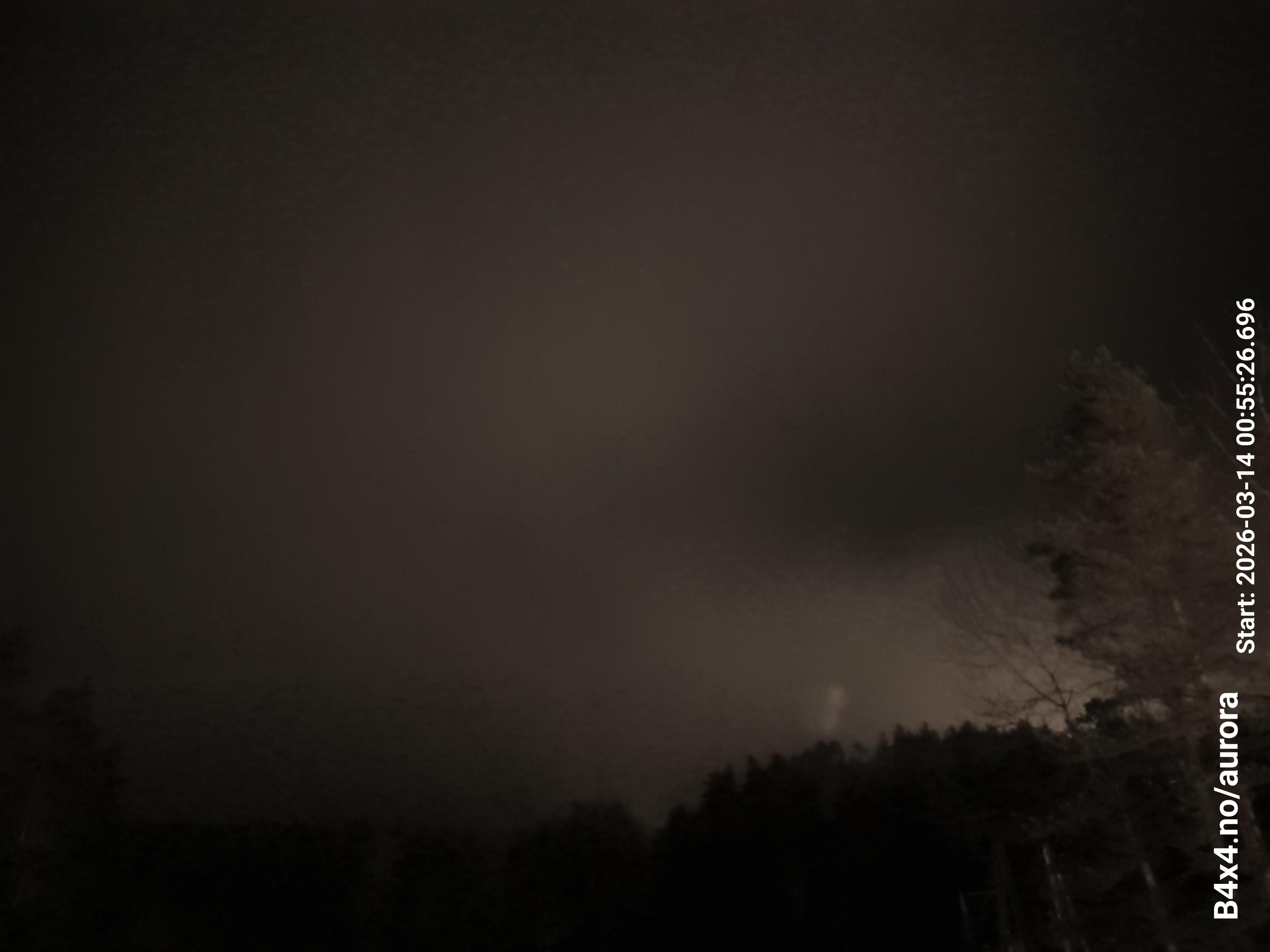 aurle_20260314_005543_lys33_star50_KP05_ISO1000_Lukker15.jpeg