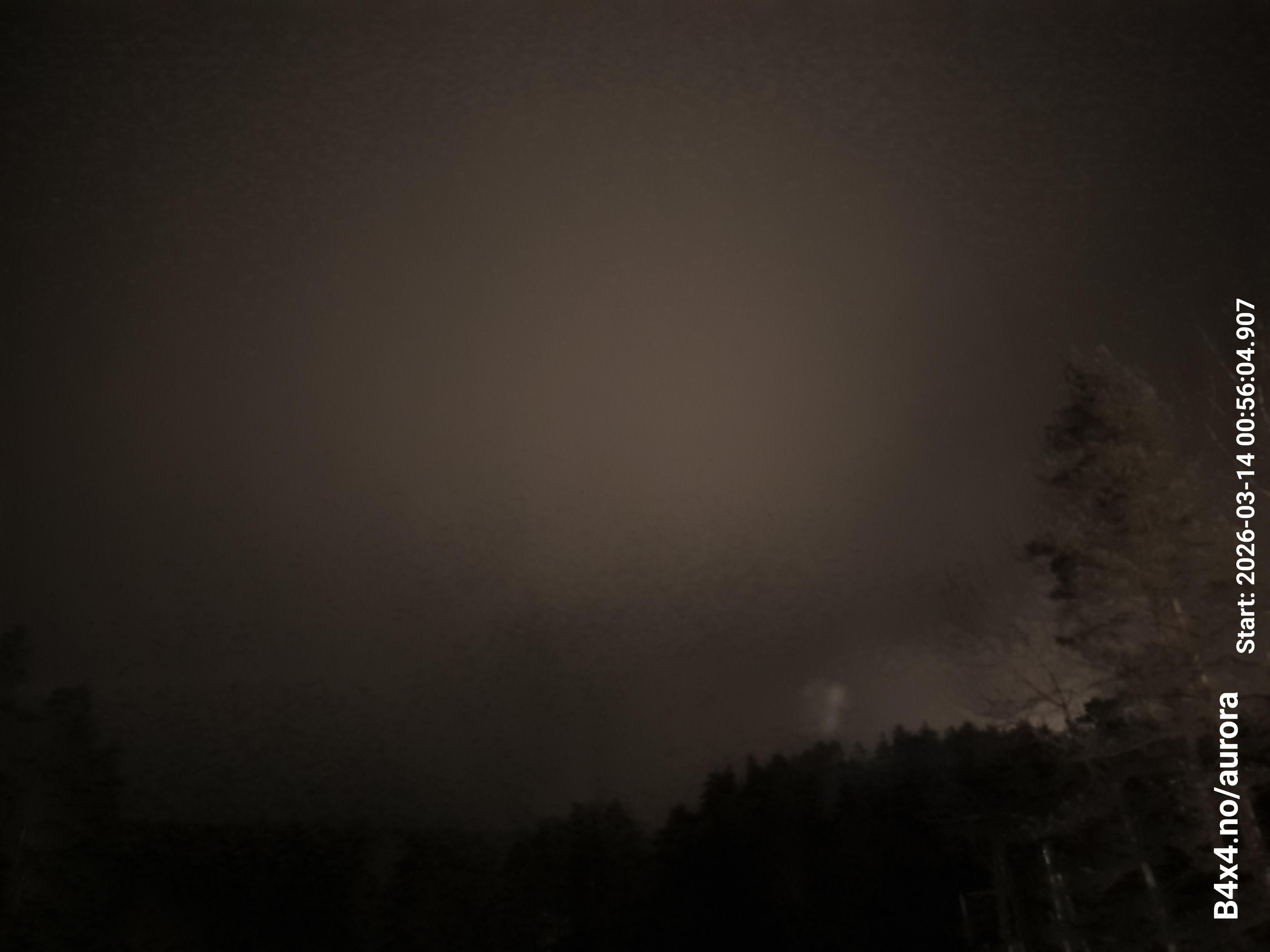 aurle_20260314_005621_lys38_star50_KP05_ISO1000_Lukker15.jpeg