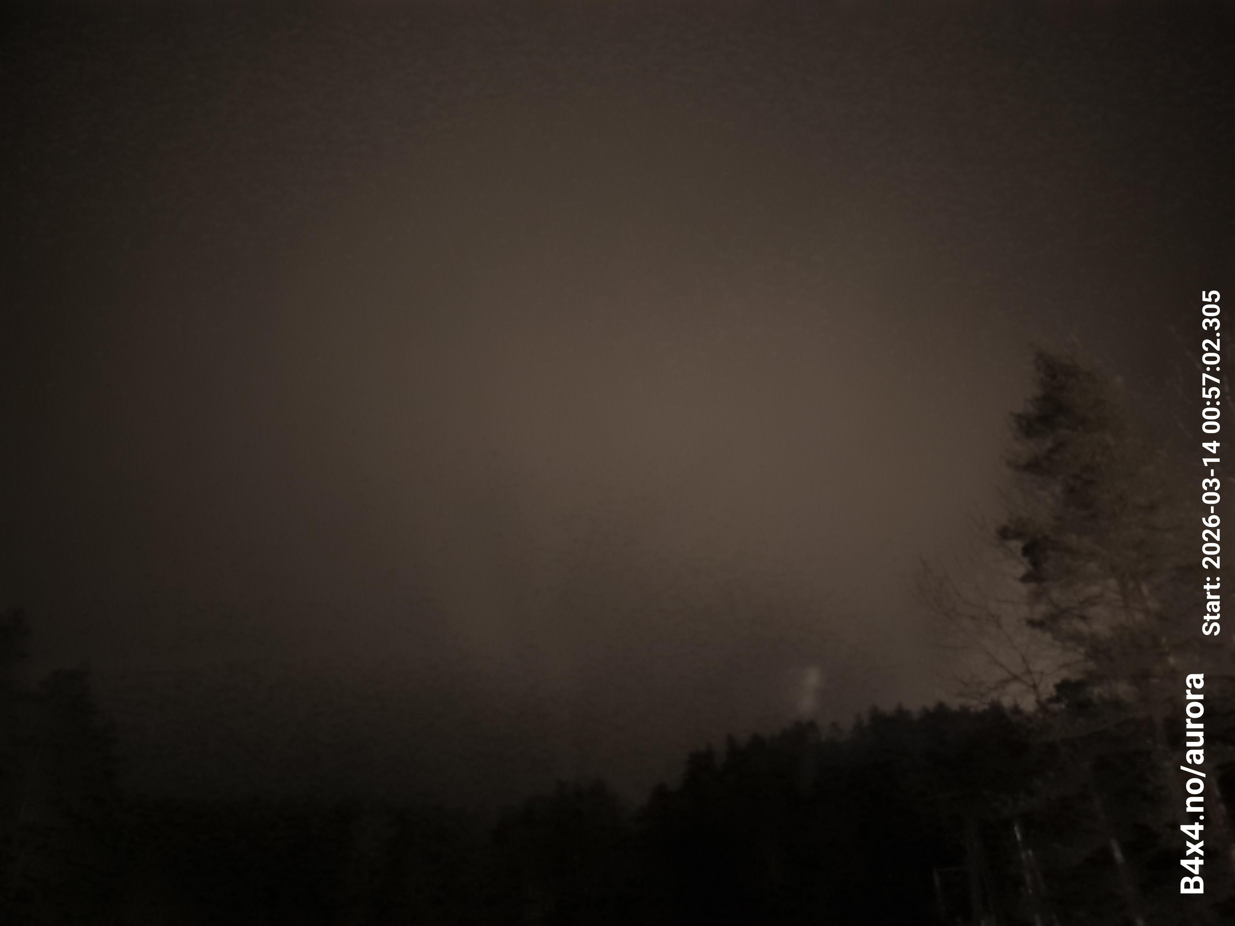 aurle_20260314_005718_lys41_star50_KP05_ISO1000_Lukker15.jpeg