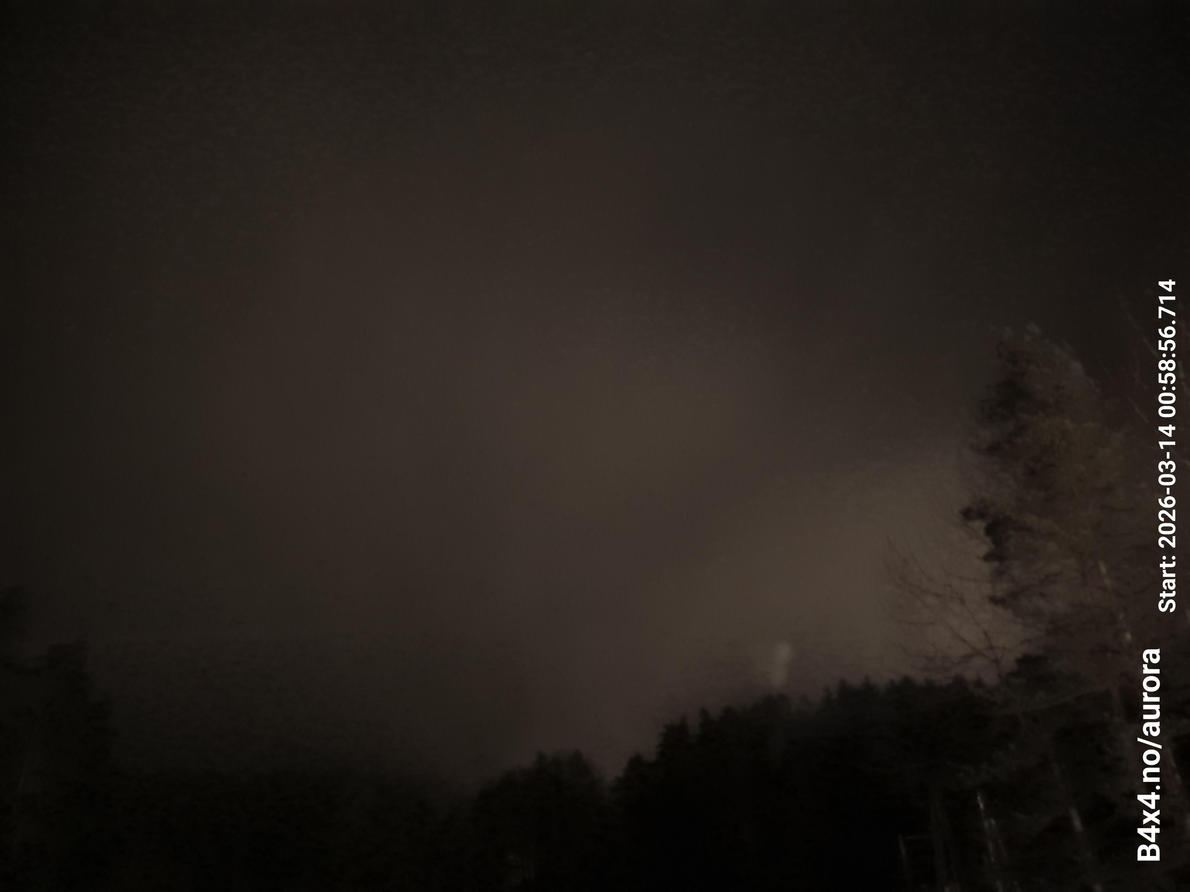 aurle_20260314_005913_lys33_star50_KP05_ISO1000_Lukker15.jpeg