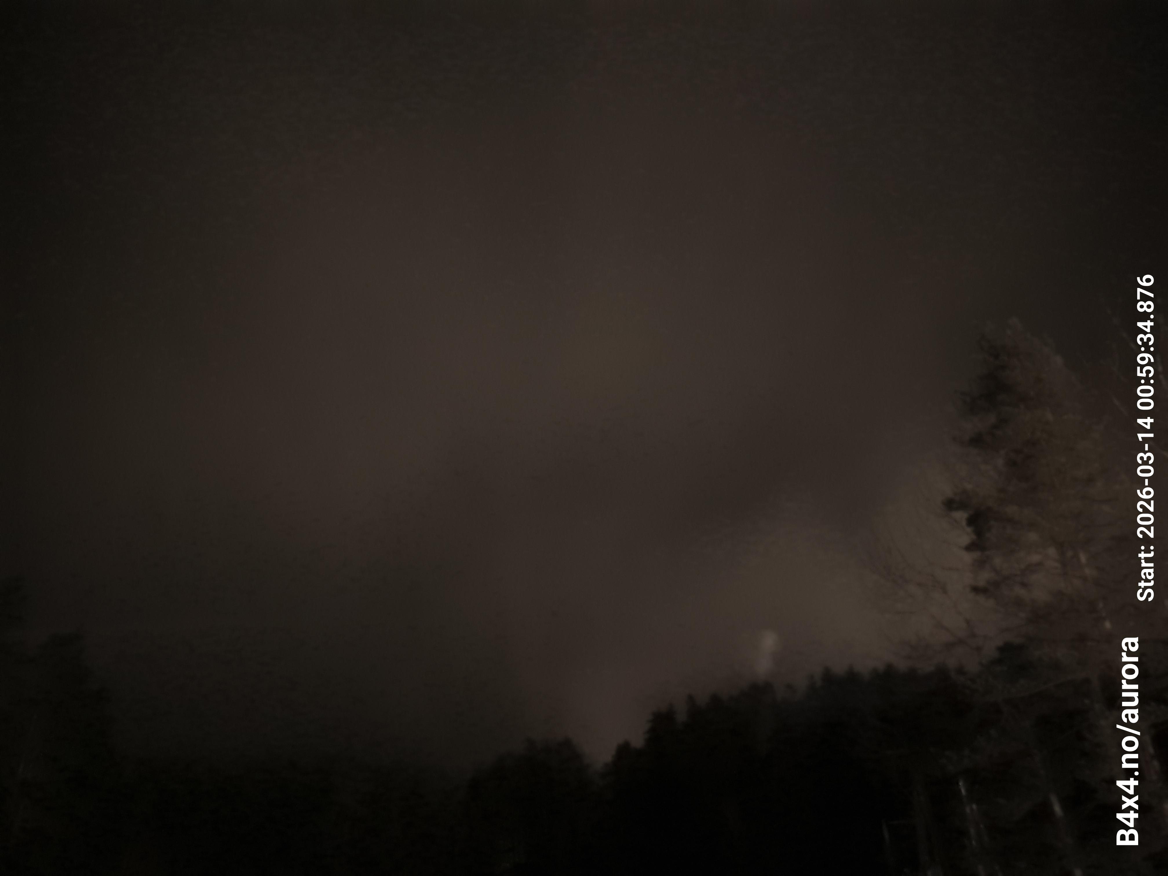 aurle_20260314_005951_lys33_star50_KP06_ISO1000_Lukker15.jpeg