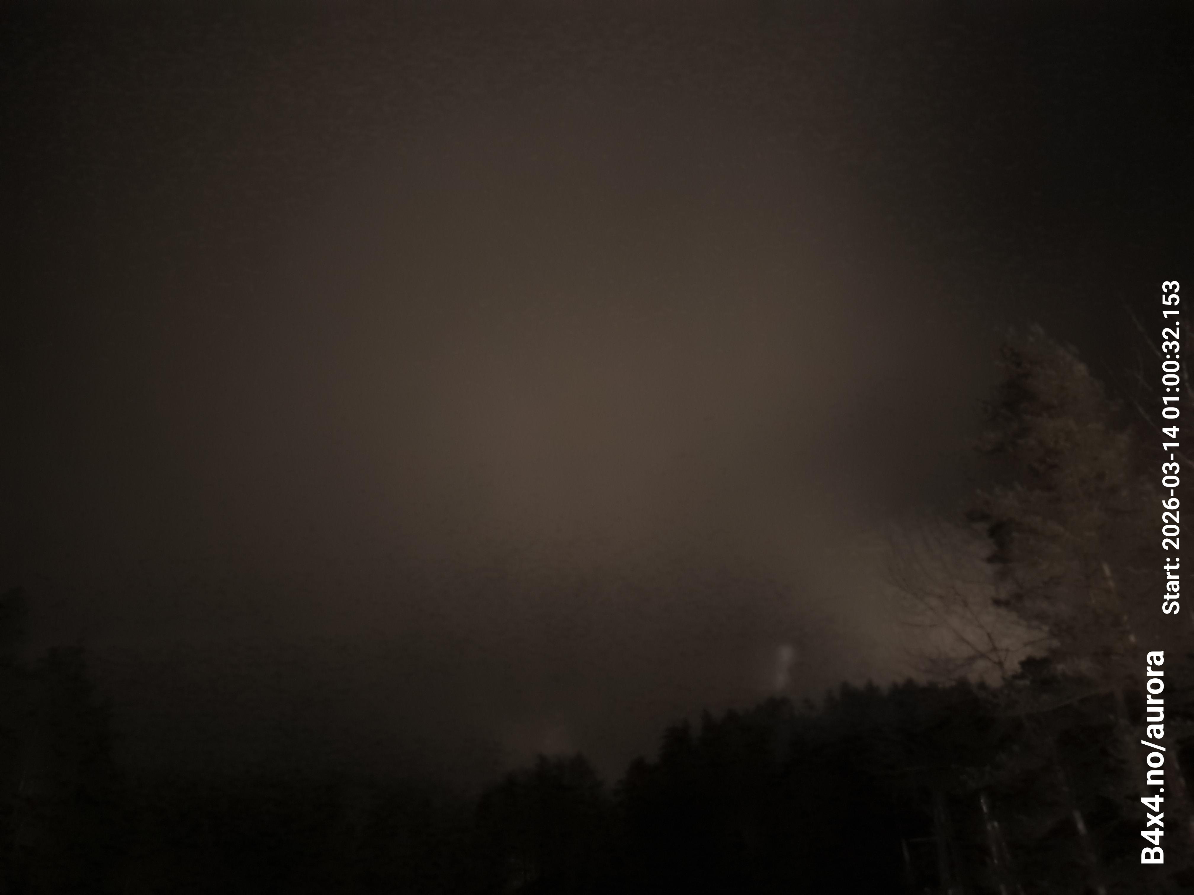 aurle_20260314_010048_lys35_star50_KP06_ISO1000_Lukker15.jpeg