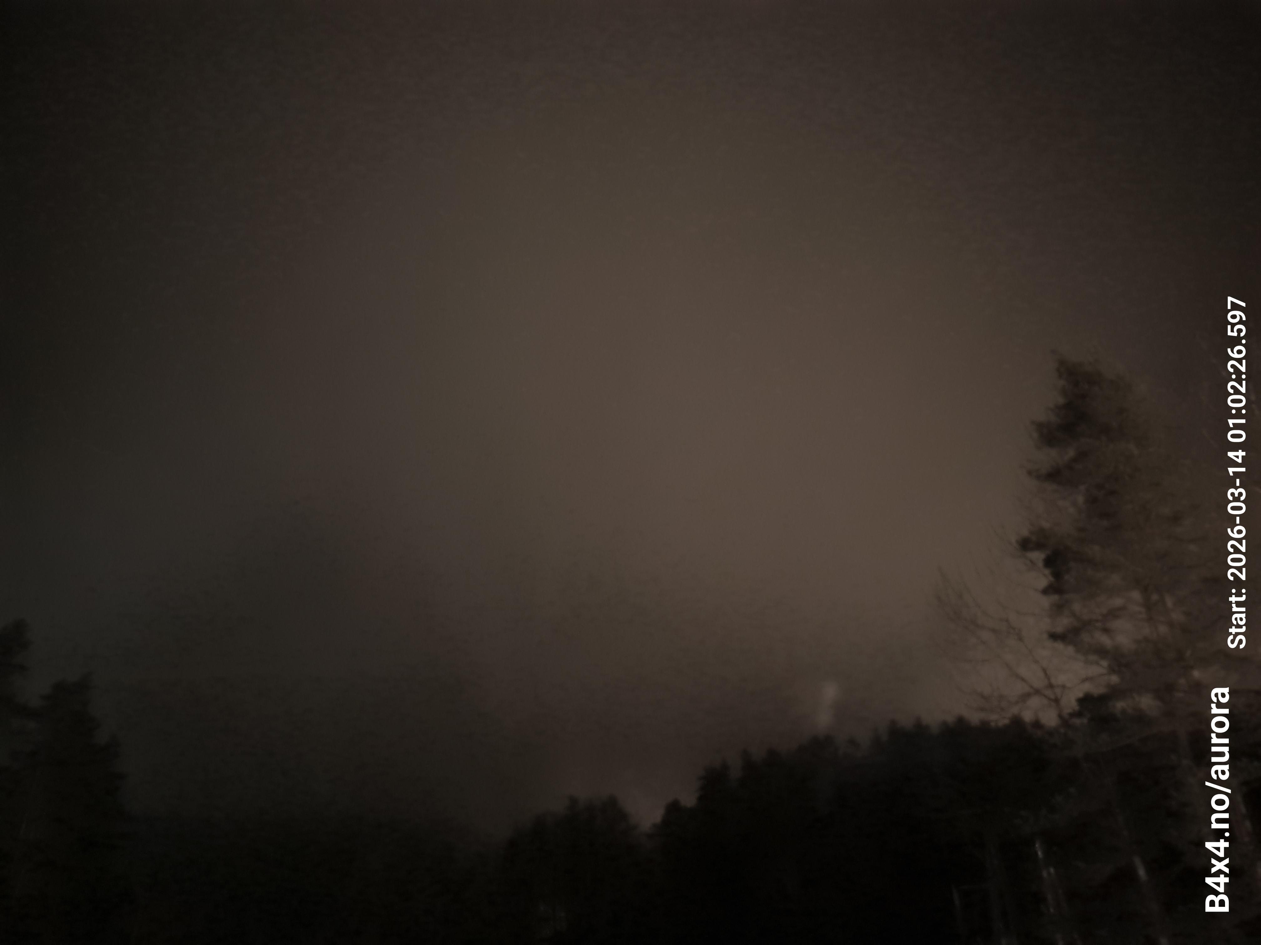 aurle_20260314_010242_lys43_star50_KP06_ISO1000_Lukker15.jpeg