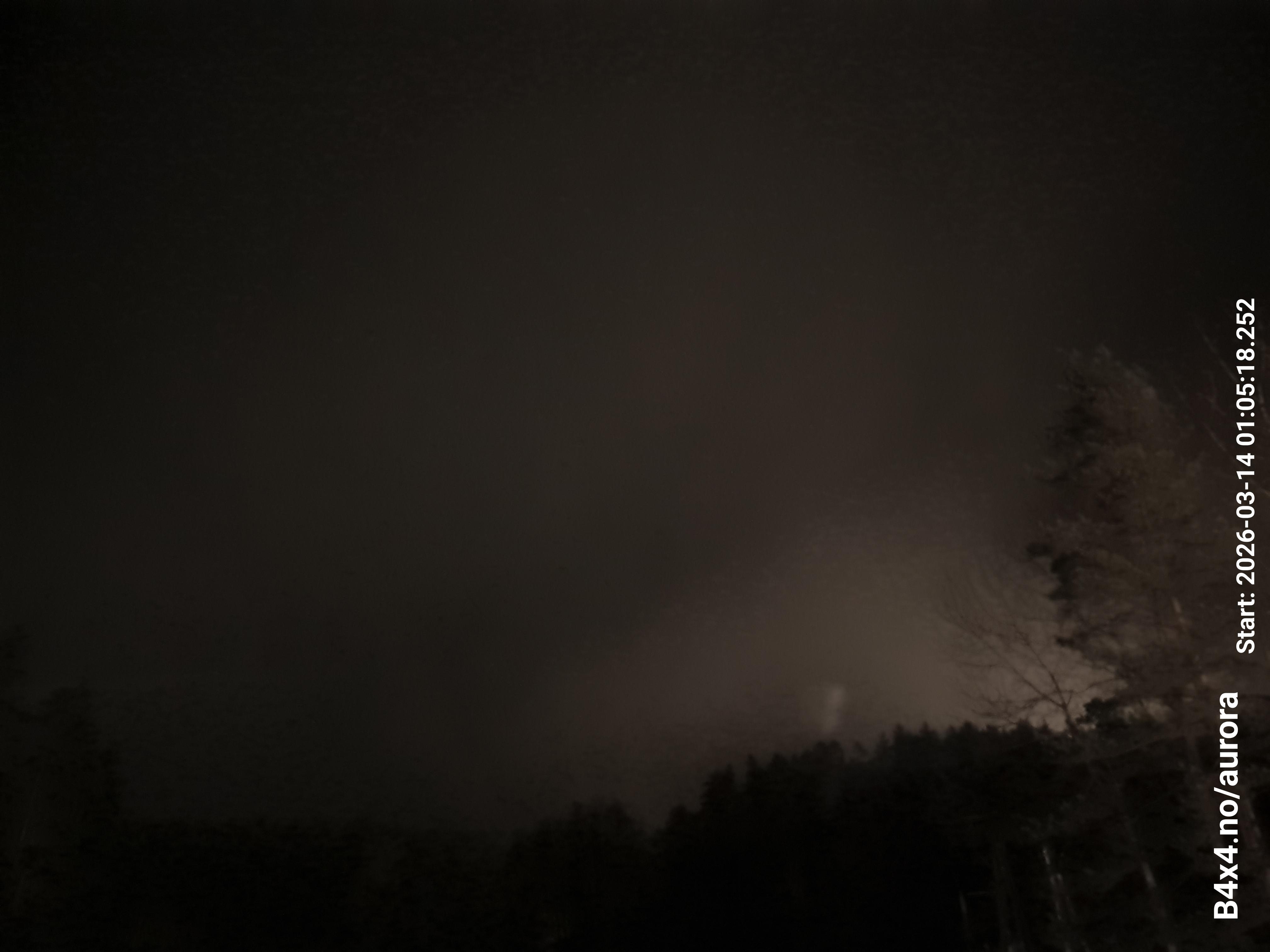 aurle_20260314_010534_lys26_star50_KP06_ISO1000_Lukker15.jpeg