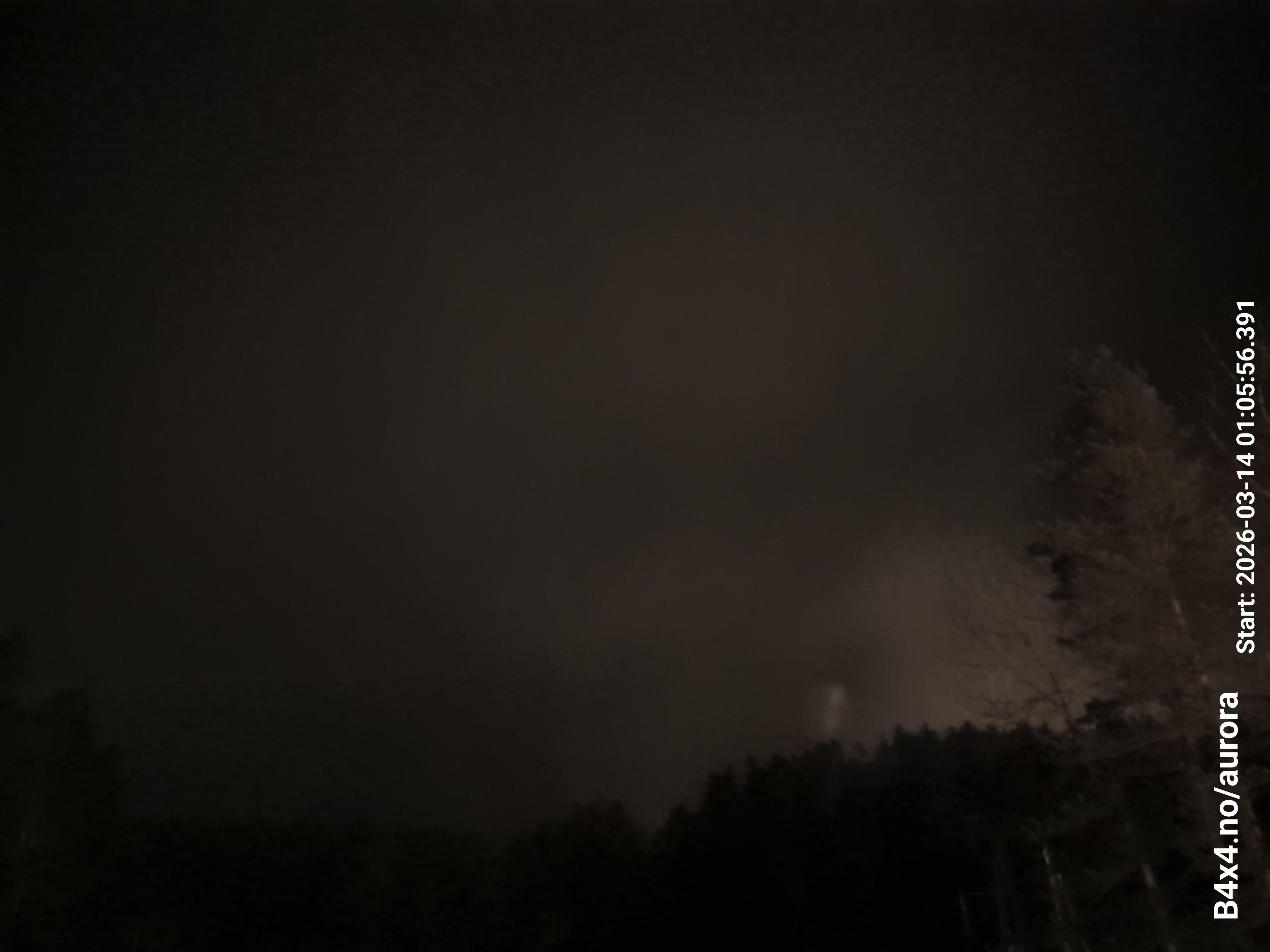 aurle_20260314_010612_lys25_star50_KP06_ISO1000_Lukker15.jpeg