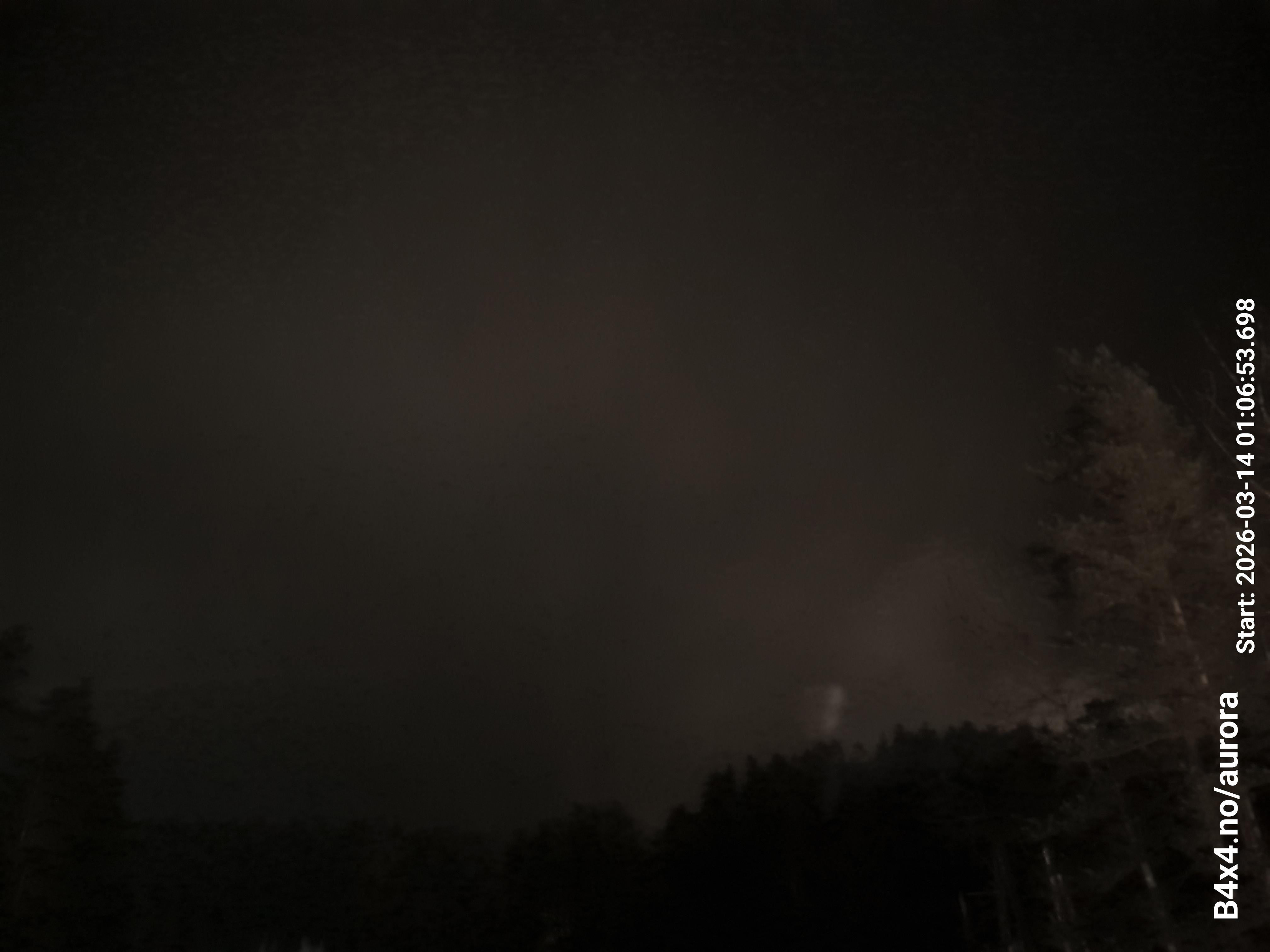 aurle_20260314_010710_lys25_star50_KP06_ISO1000_Lukker15.jpeg