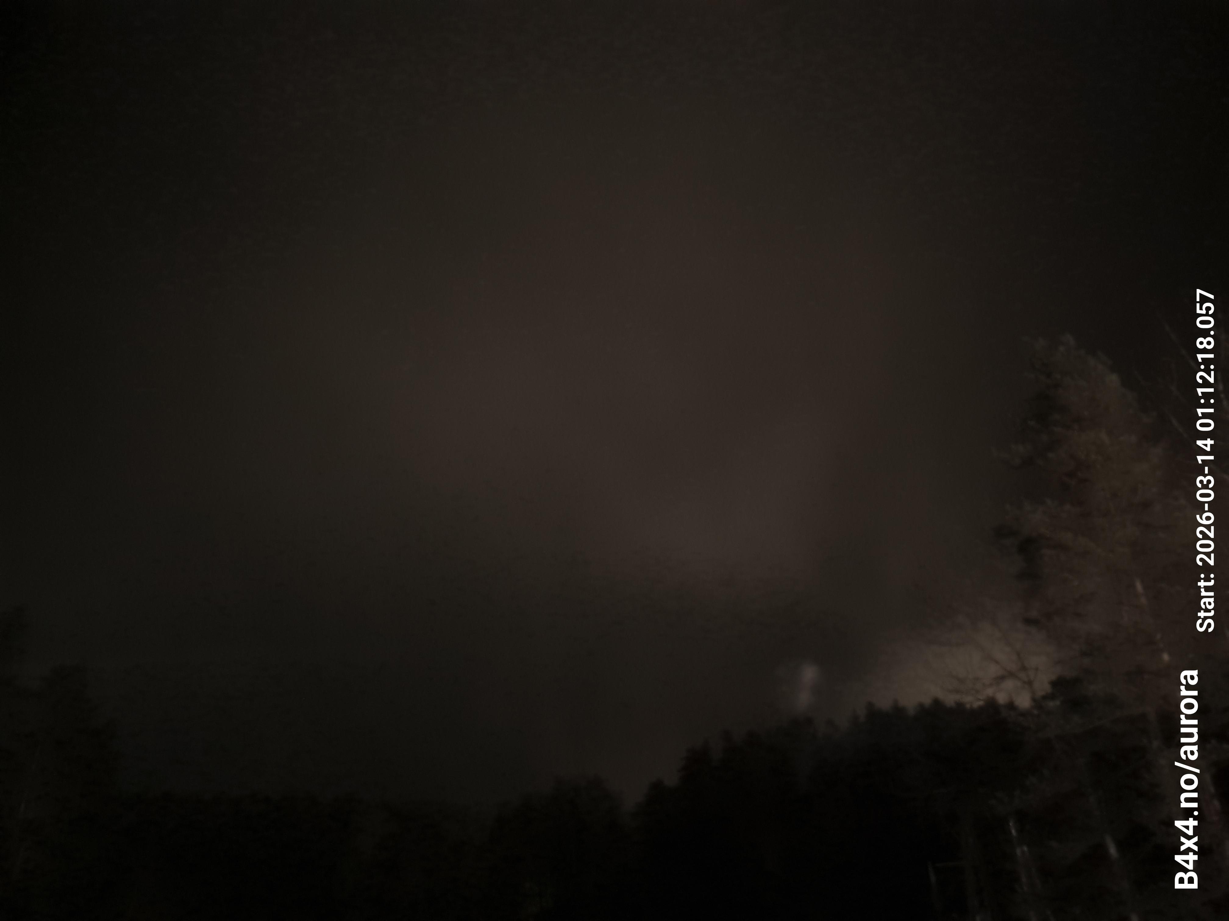 aurle_20260314_011234_lys26_star50_KP06_ISO1000_Lukker15.jpeg