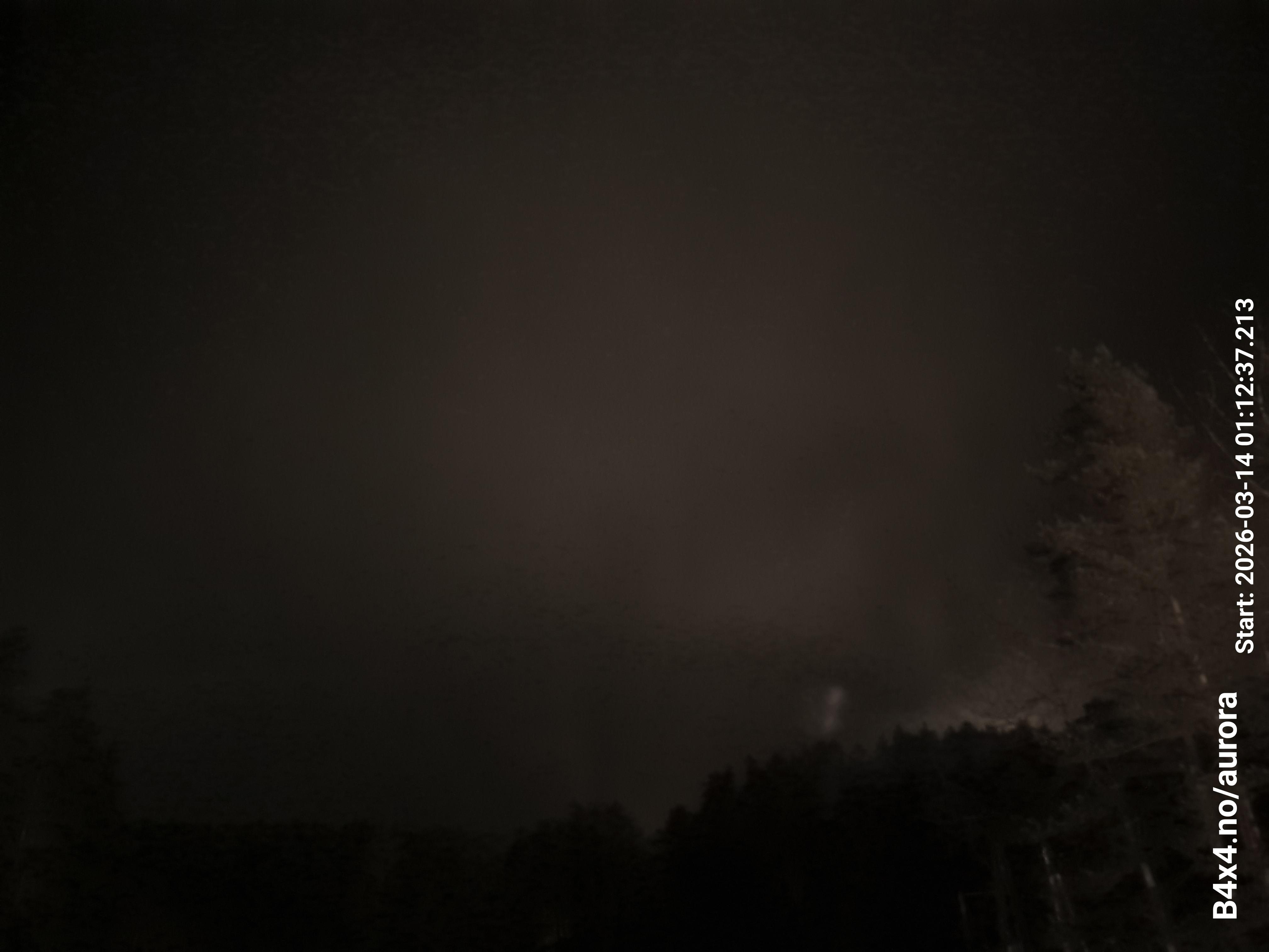 aurle_20260314_011253_lys25_star50_KP06_ISO1000_Lukker15.jpeg