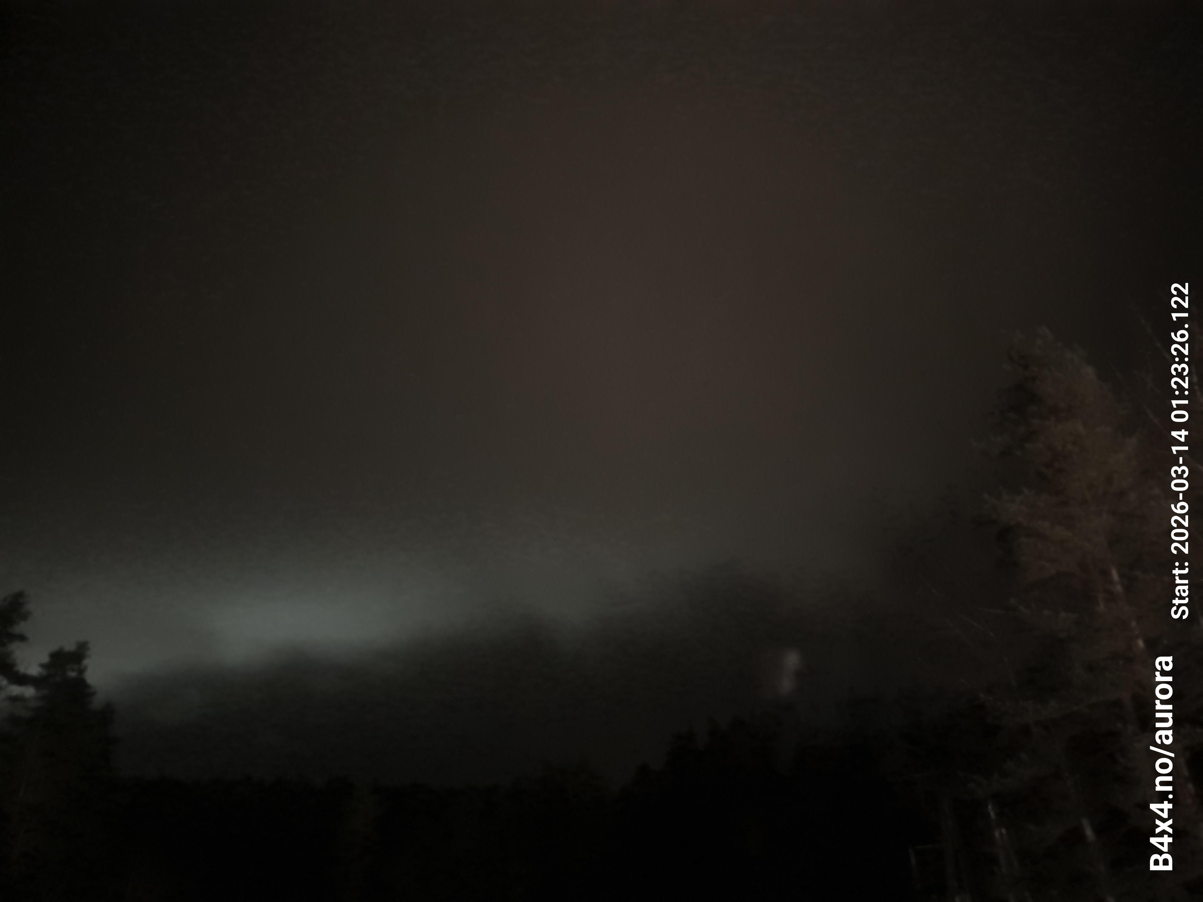 aurle_20260314_012342_lys30_star50_KP06_ISO1000_Lukker15.jpeg
