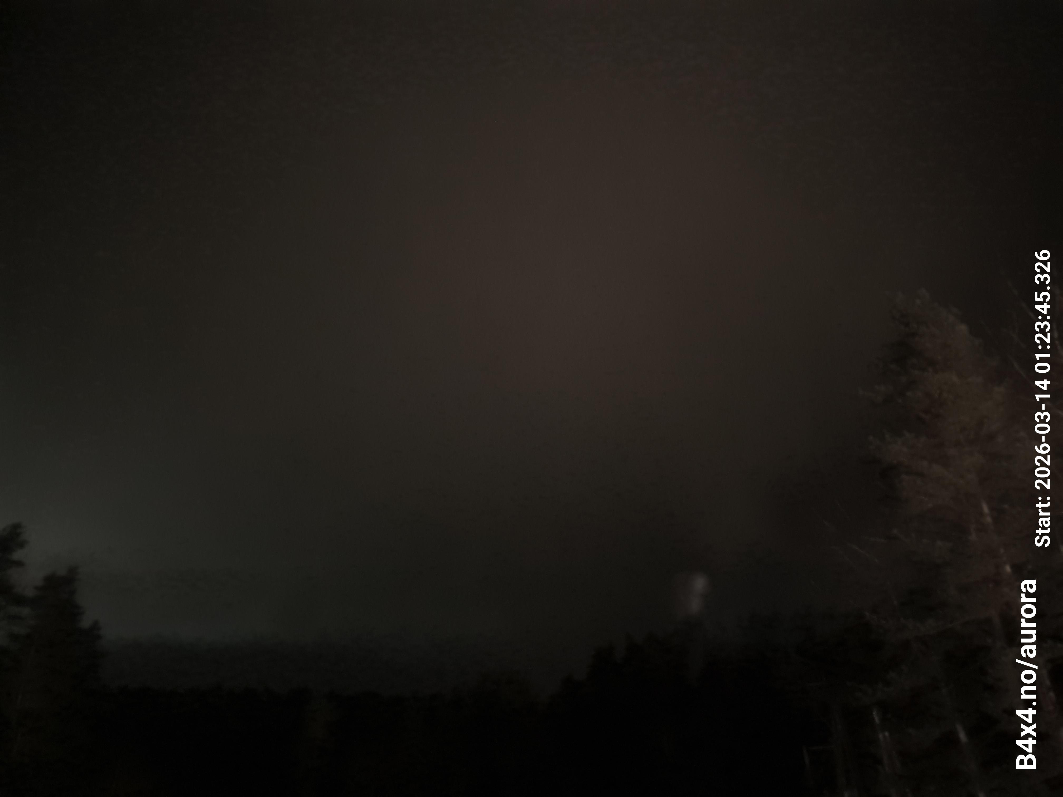 aurle_20260314_012401_lys27_star50_KP06_ISO1000_Lukker15.jpeg