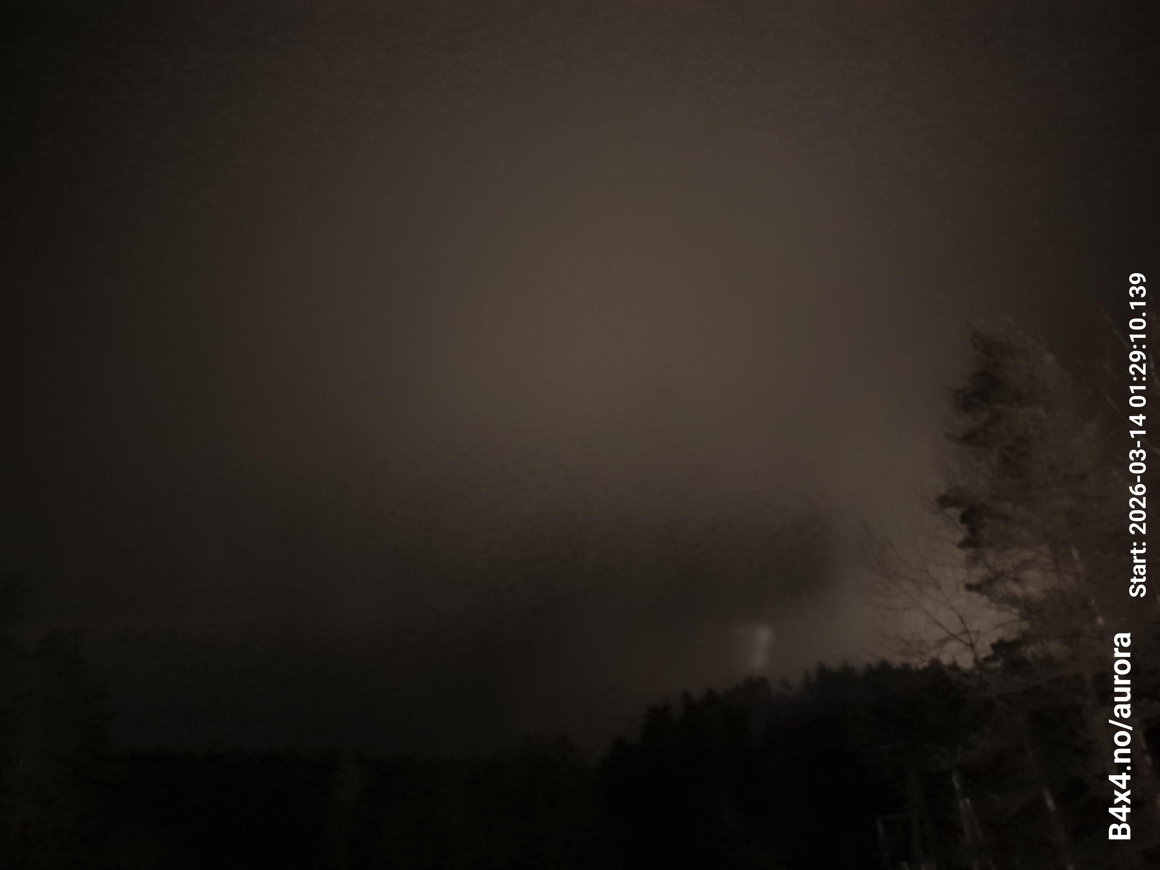 aurle_20260314_012926_lys37_star50_KPX_ISO1000_Lukker15.jpeg