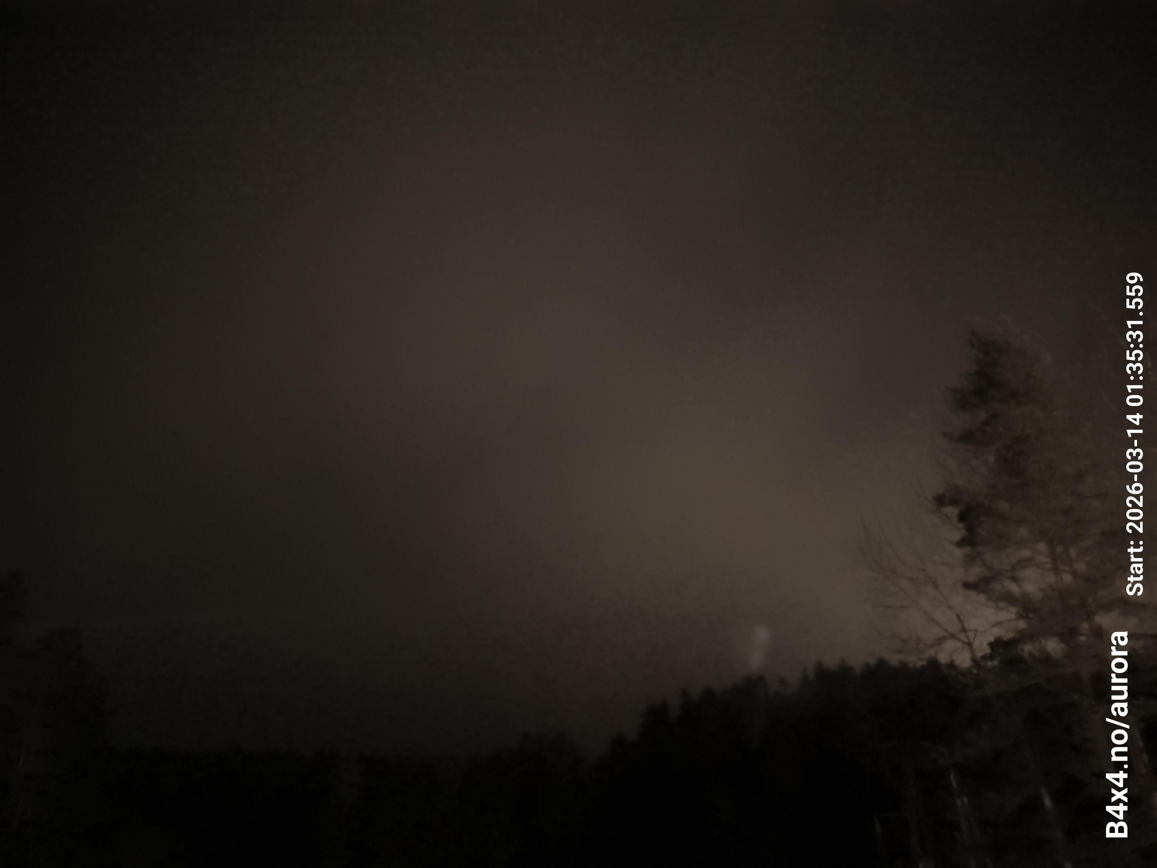 aurle_20260314_013547_lys34_star50_KPX_ISO1000_Lukker15.jpeg