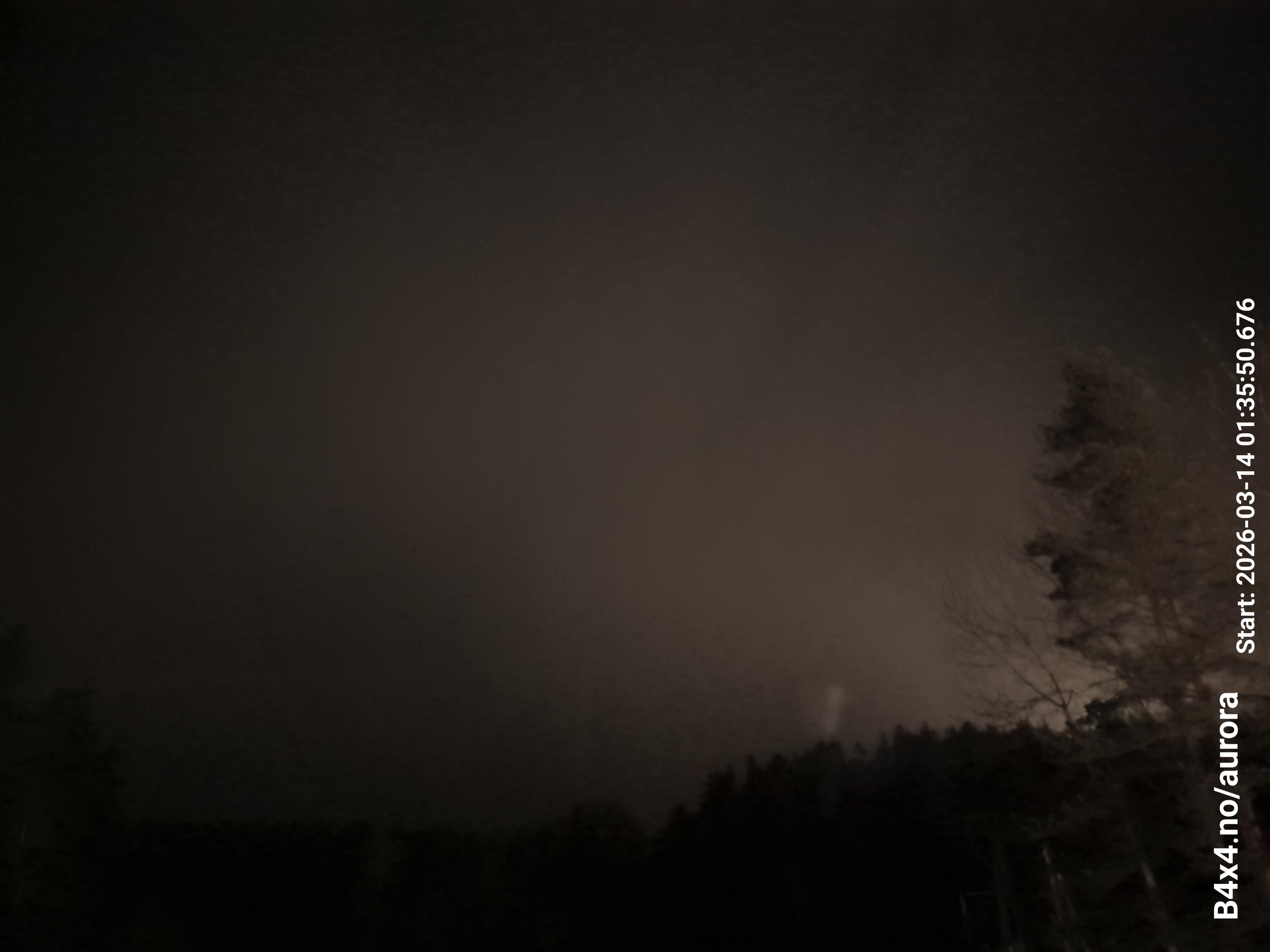aurle_20260314_013607_lys32_star50_KPX_ISO1000_Lukker15.jpeg