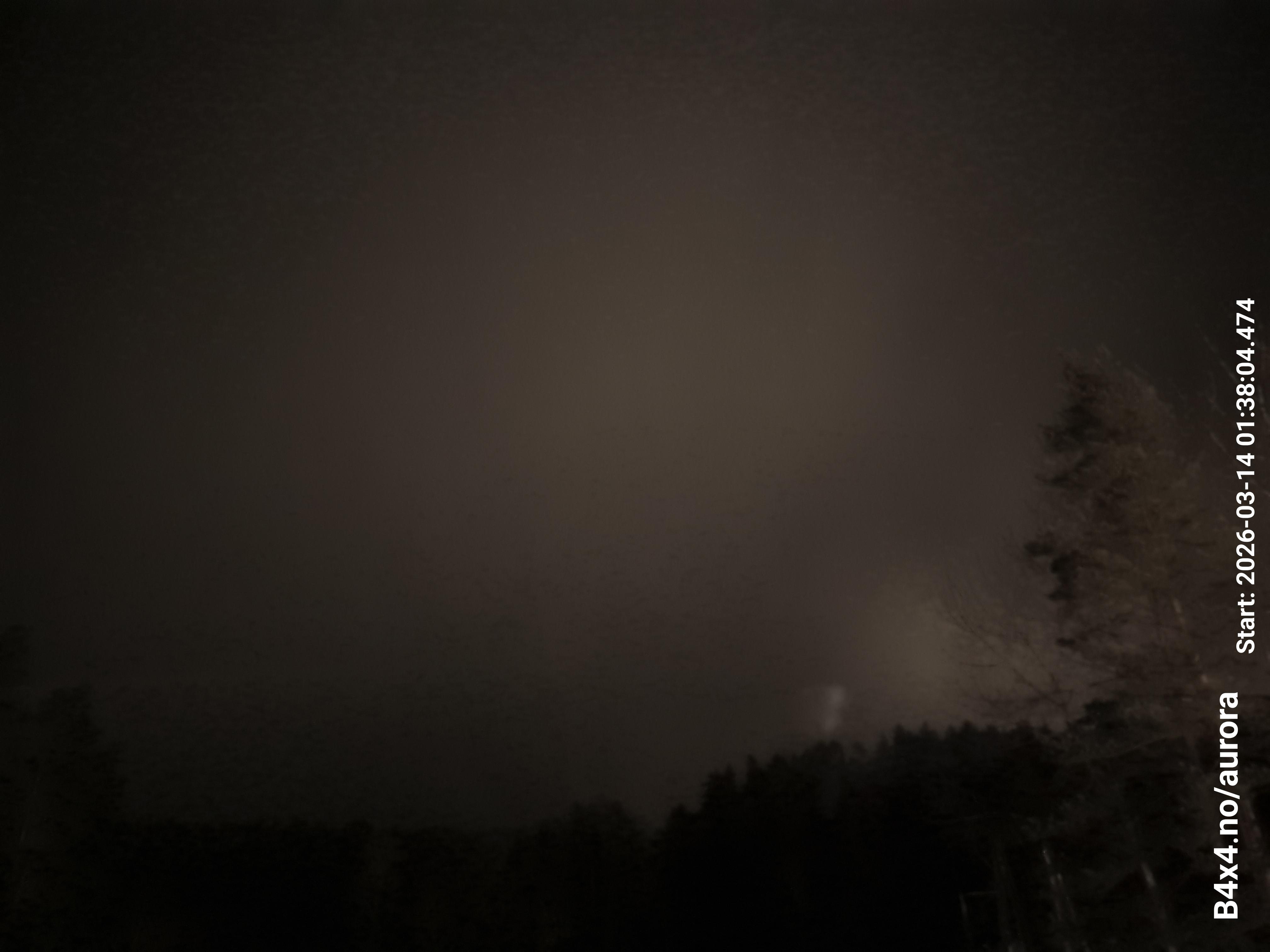 aurle_20260314_013820_lys33_star50_KPX_ISO1000_Lukker15.jpeg