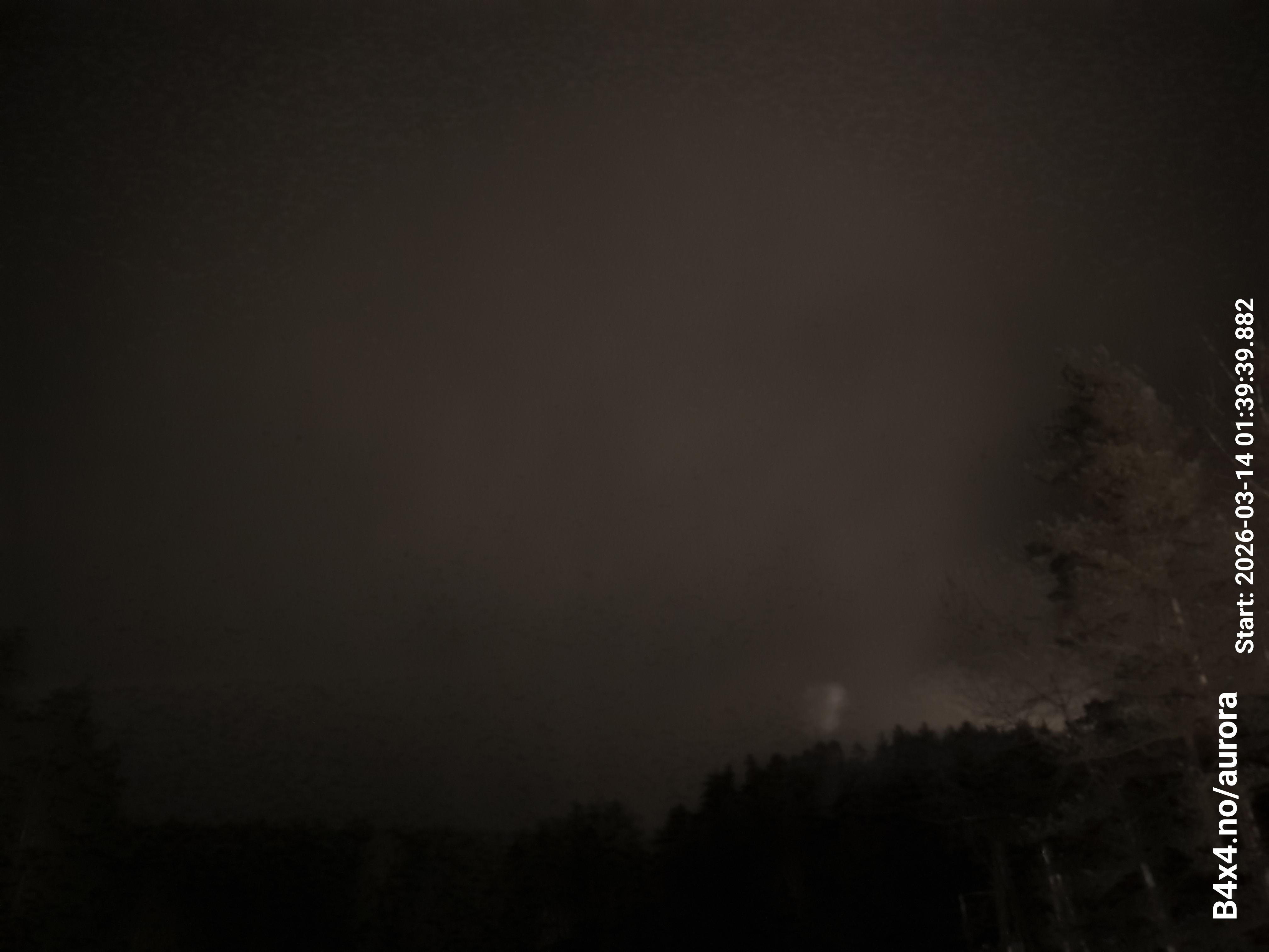 aurle_20260314_013956_lys32_star50_KPX_ISO1000_Lukker15.jpeg