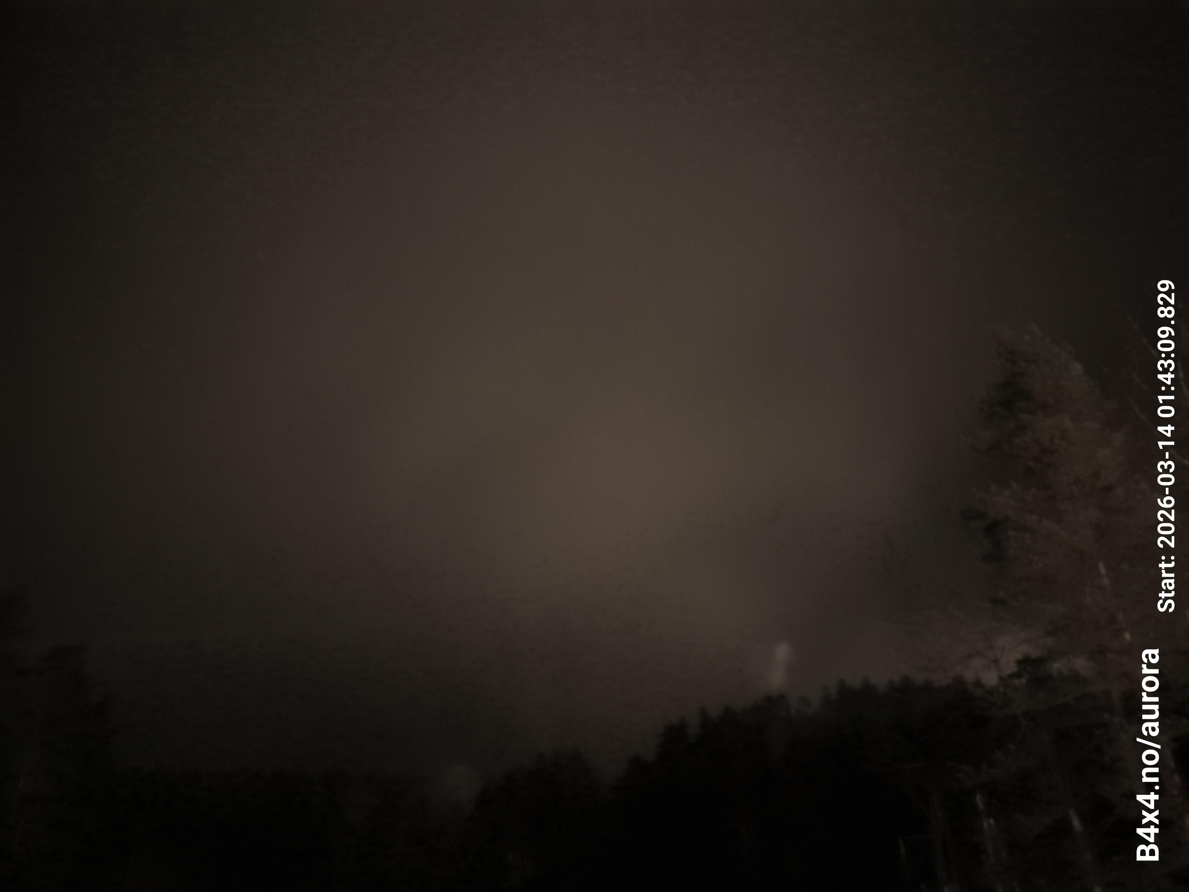 aurle_20260314_014326_lys35_star50_KPX_ISO1000_Lukker15.jpeg