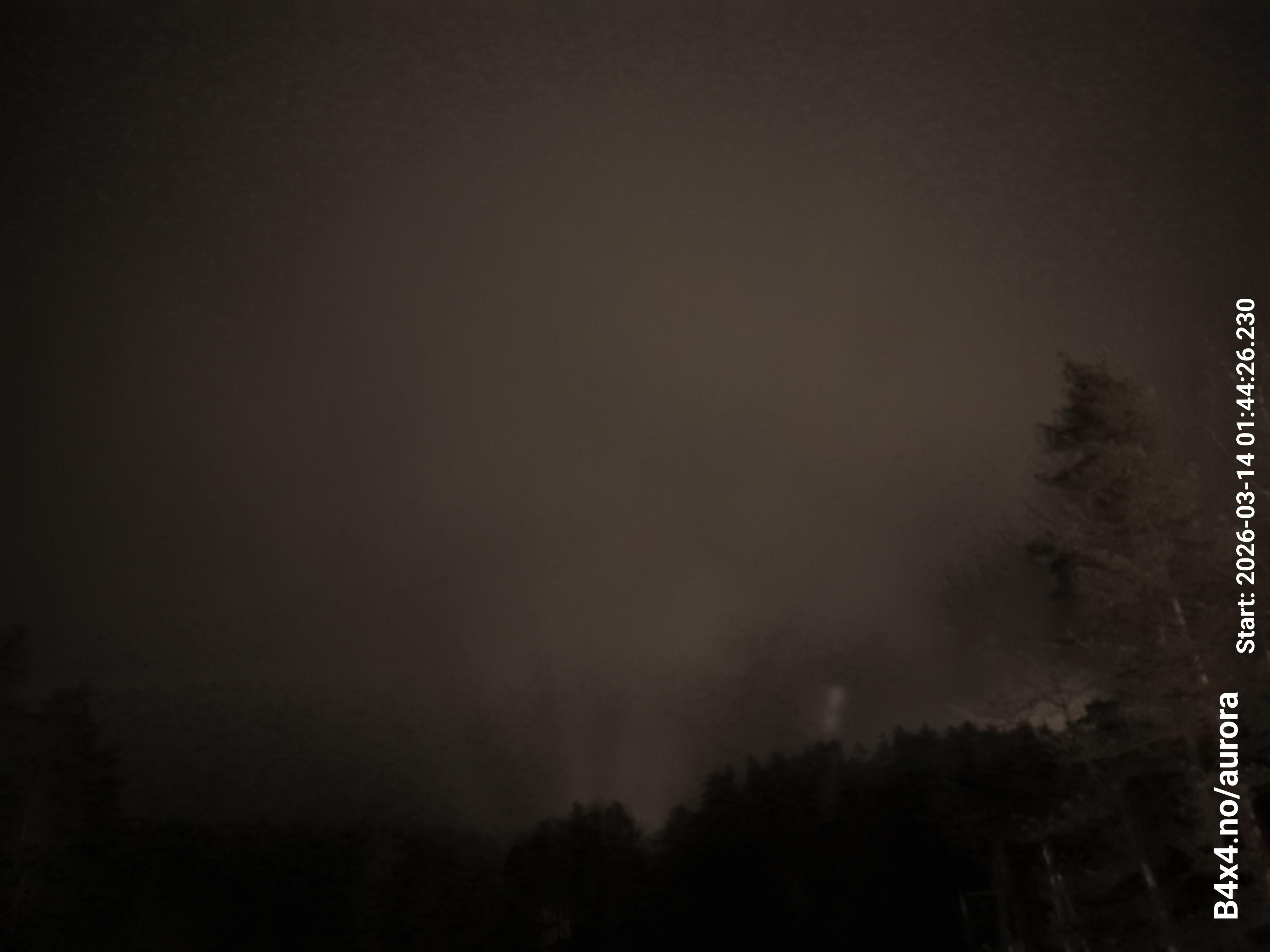 aurle_20260314_014442_lys37_star50_KPX_ISO1000_Lukker15.jpeg