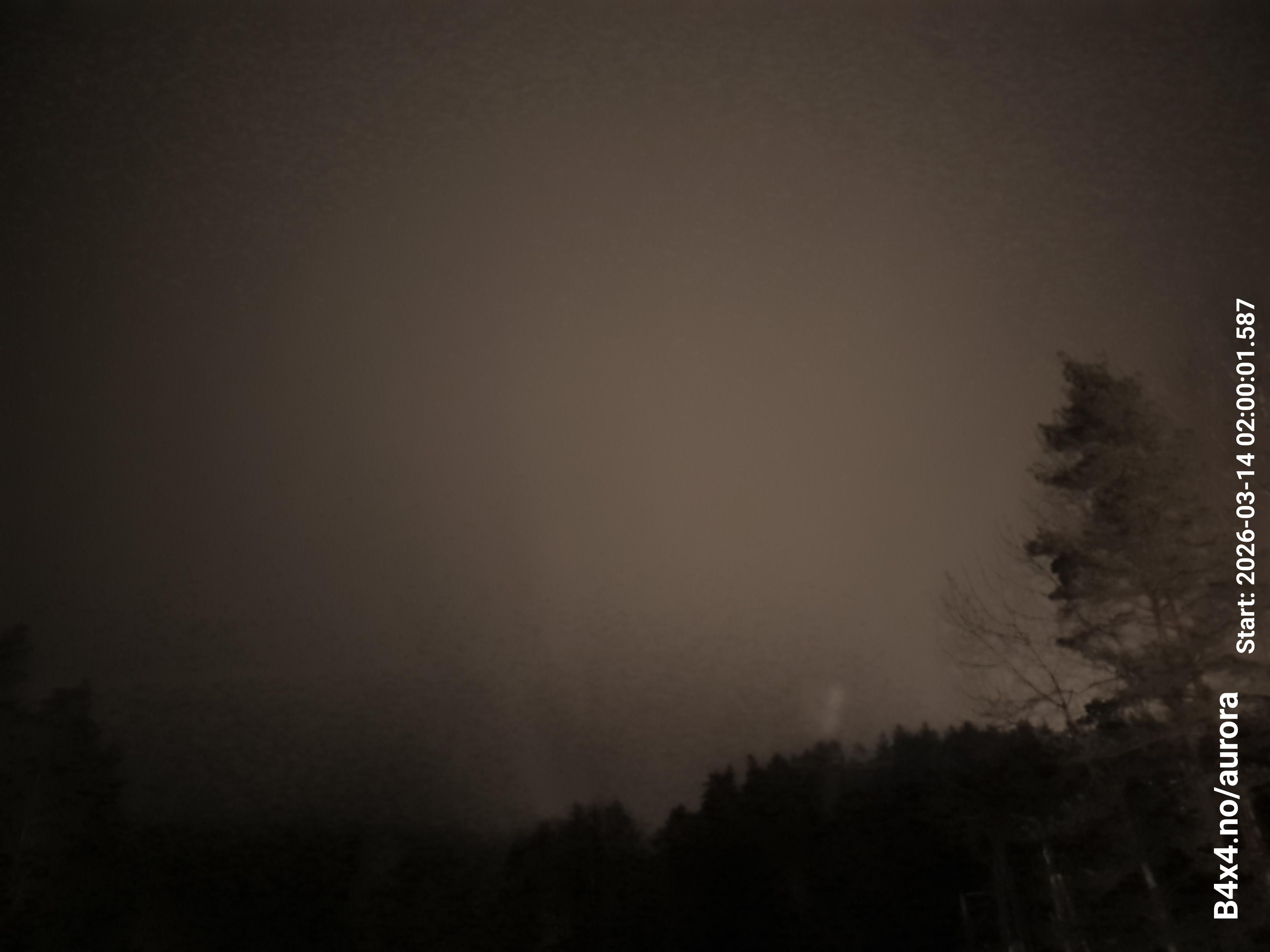 aurle_20260314_020017_lys49_star50_KP06_ISO1000_Lukker15.jpeg
