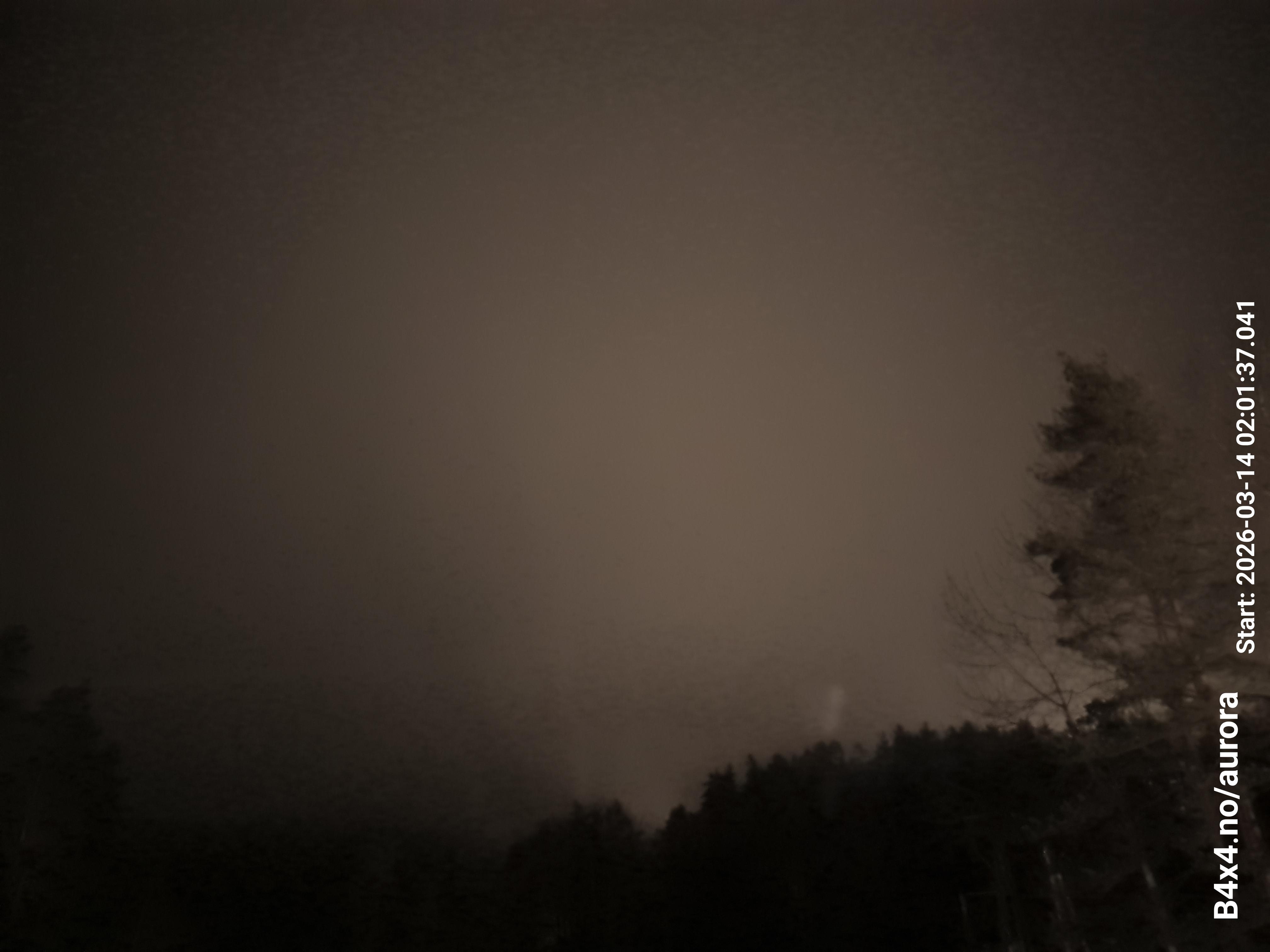 aurle_20260314_020153_lys49_star50_KP06_ISO1000_Lukker15.jpeg