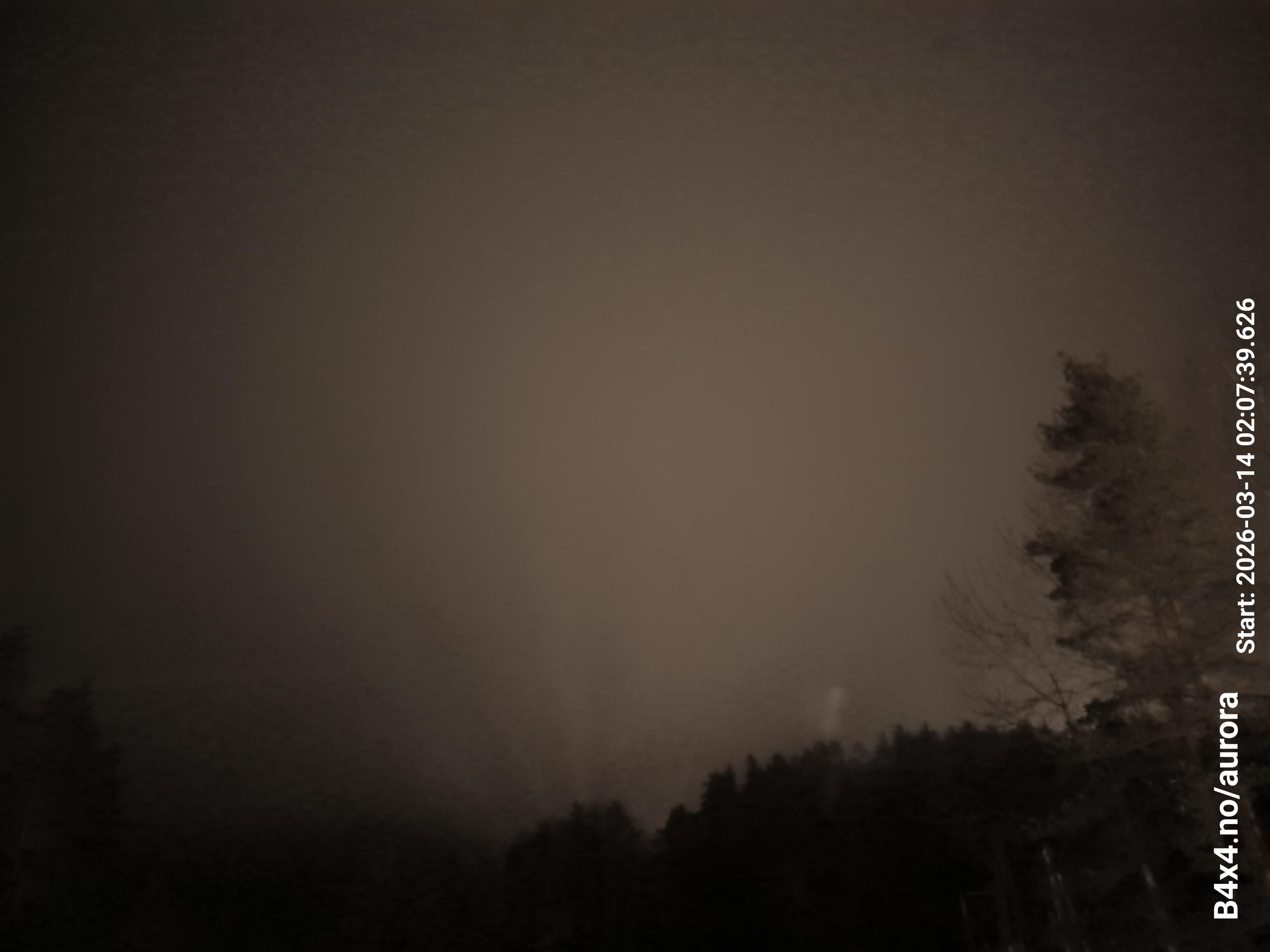 aurle_20260314_020755_lys51_star50_KP06_ISO1000_Lukker15.jpeg