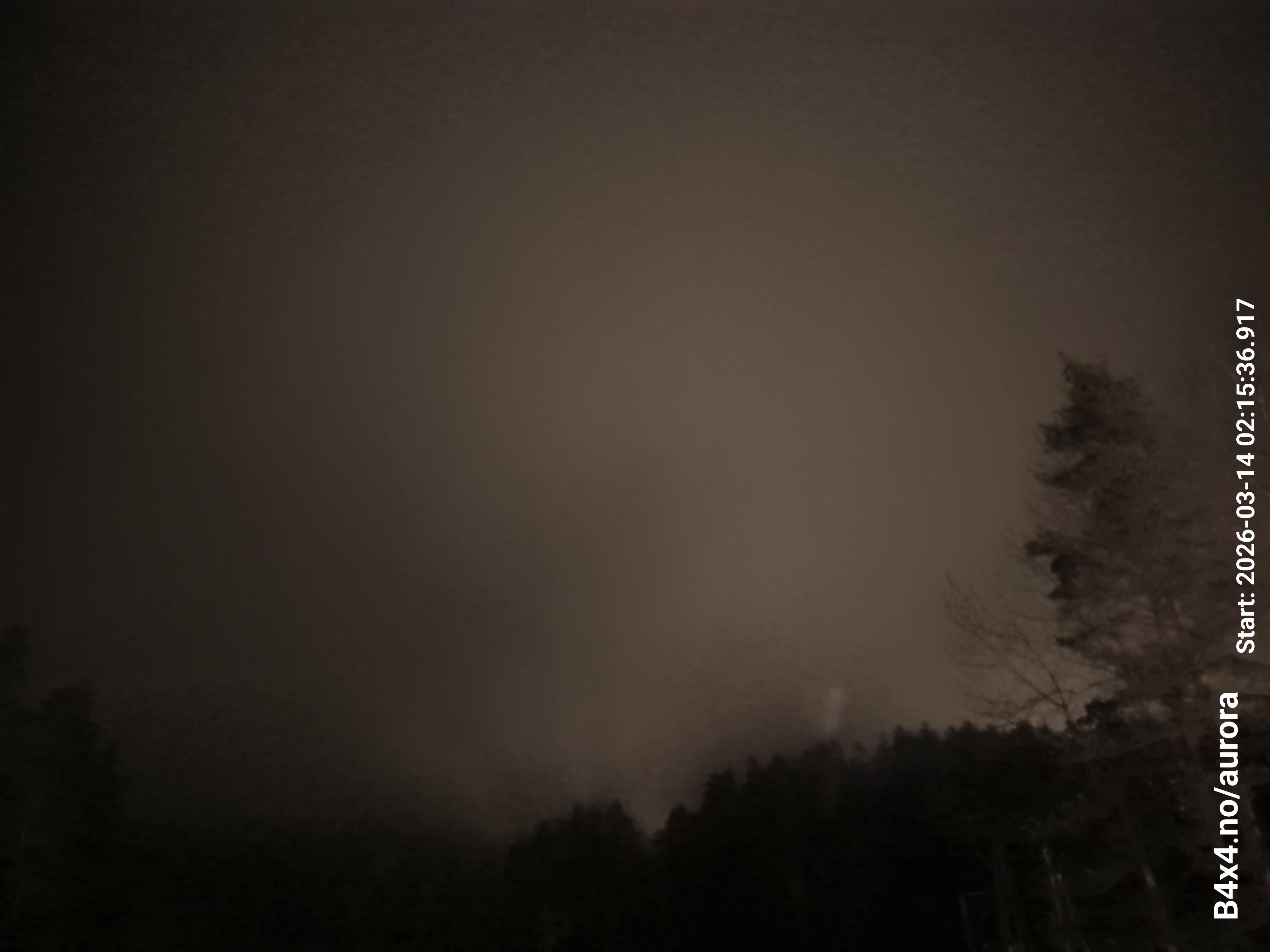 aurle_20260314_021553_lys45_star50_KP06_ISO1000_Lukker15.jpeg