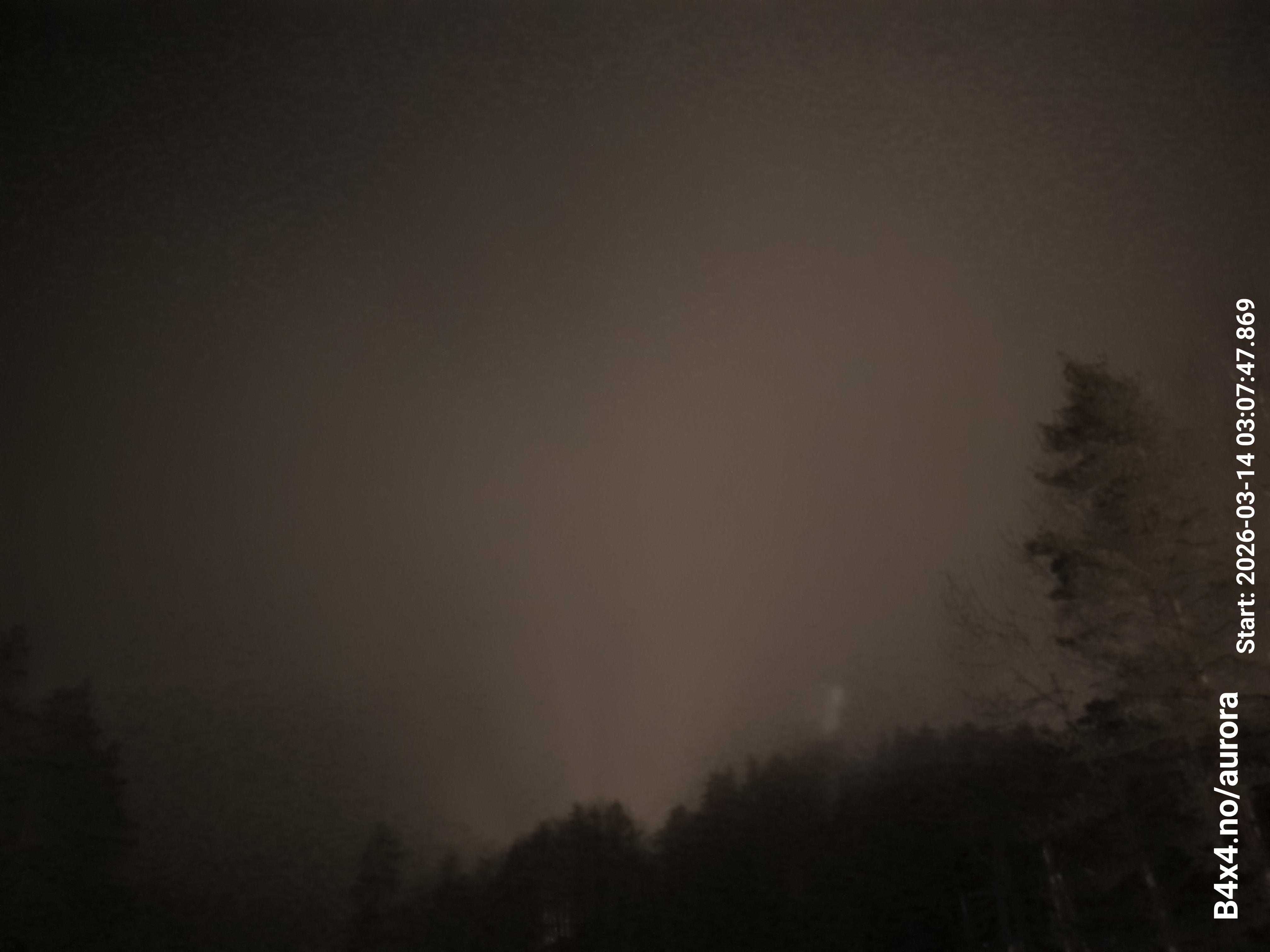 aurle_20260314_030804_lys48_star50_KP06_ISO1000_Lukker15.jpeg