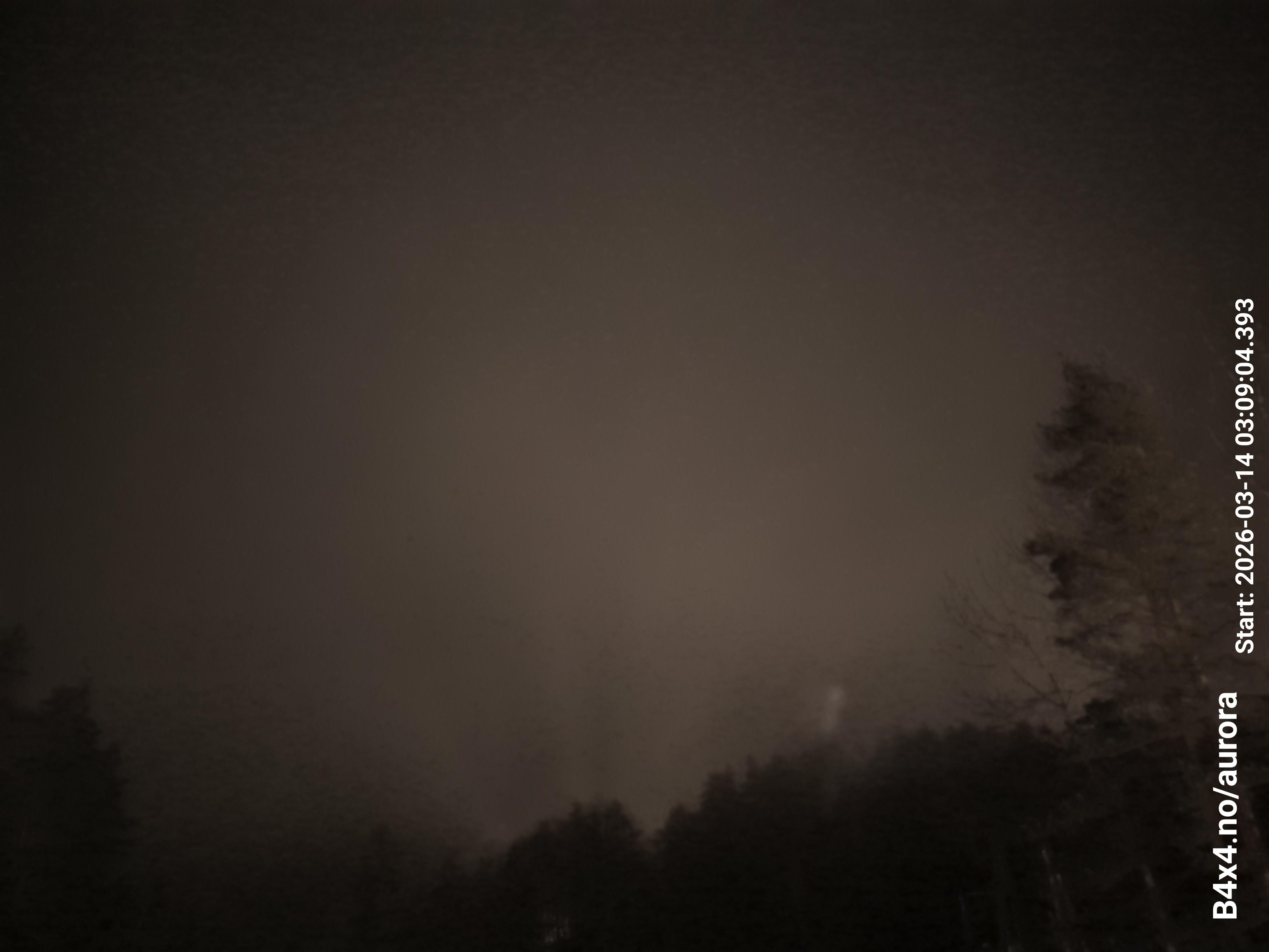 aurle_20260314_030920_lys44_star50_KP06_ISO1000_Lukker15.jpeg