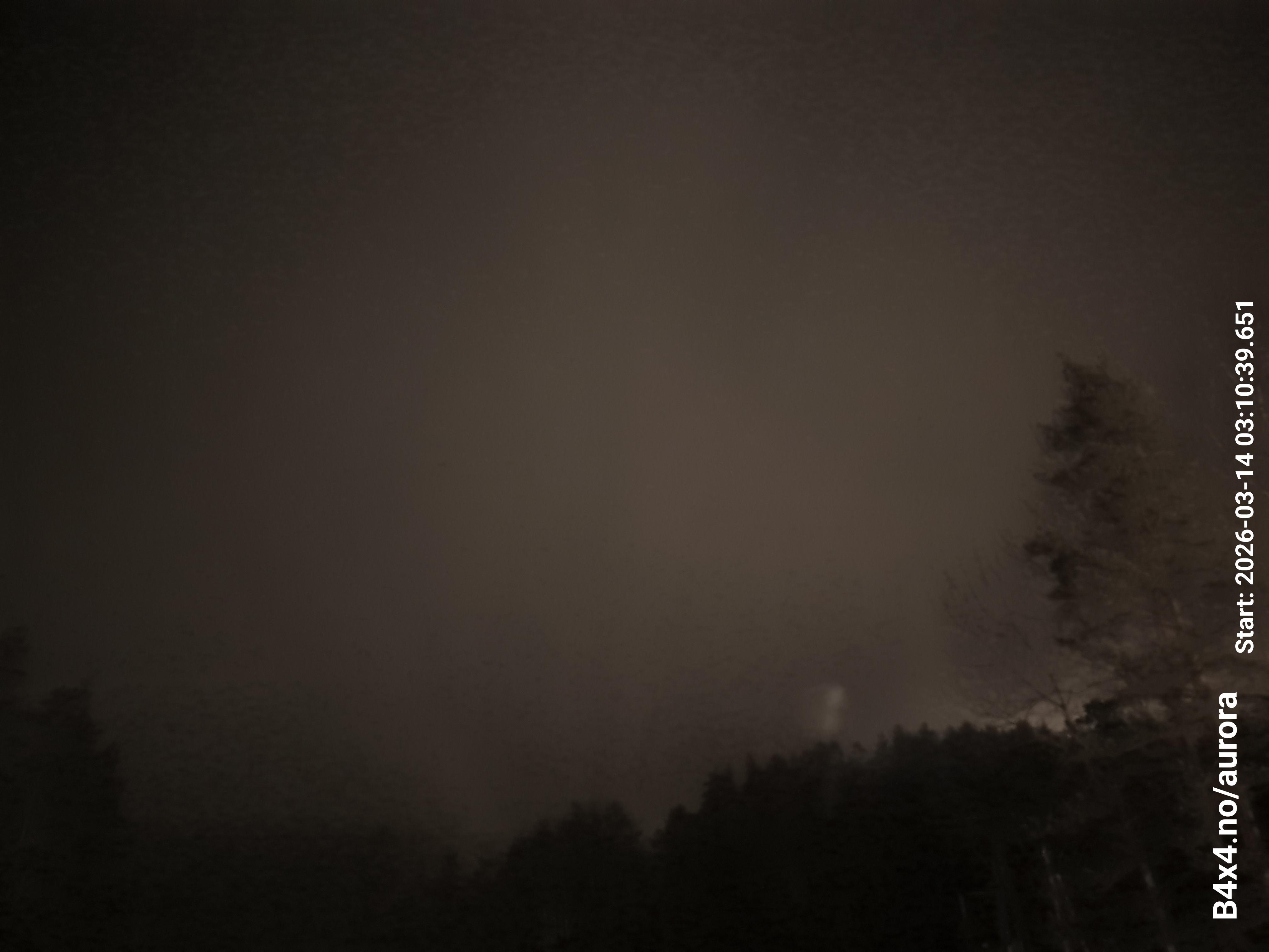 aurle_20260314_031055_lys42_star50_KP06_ISO1000_Lukker15.jpeg