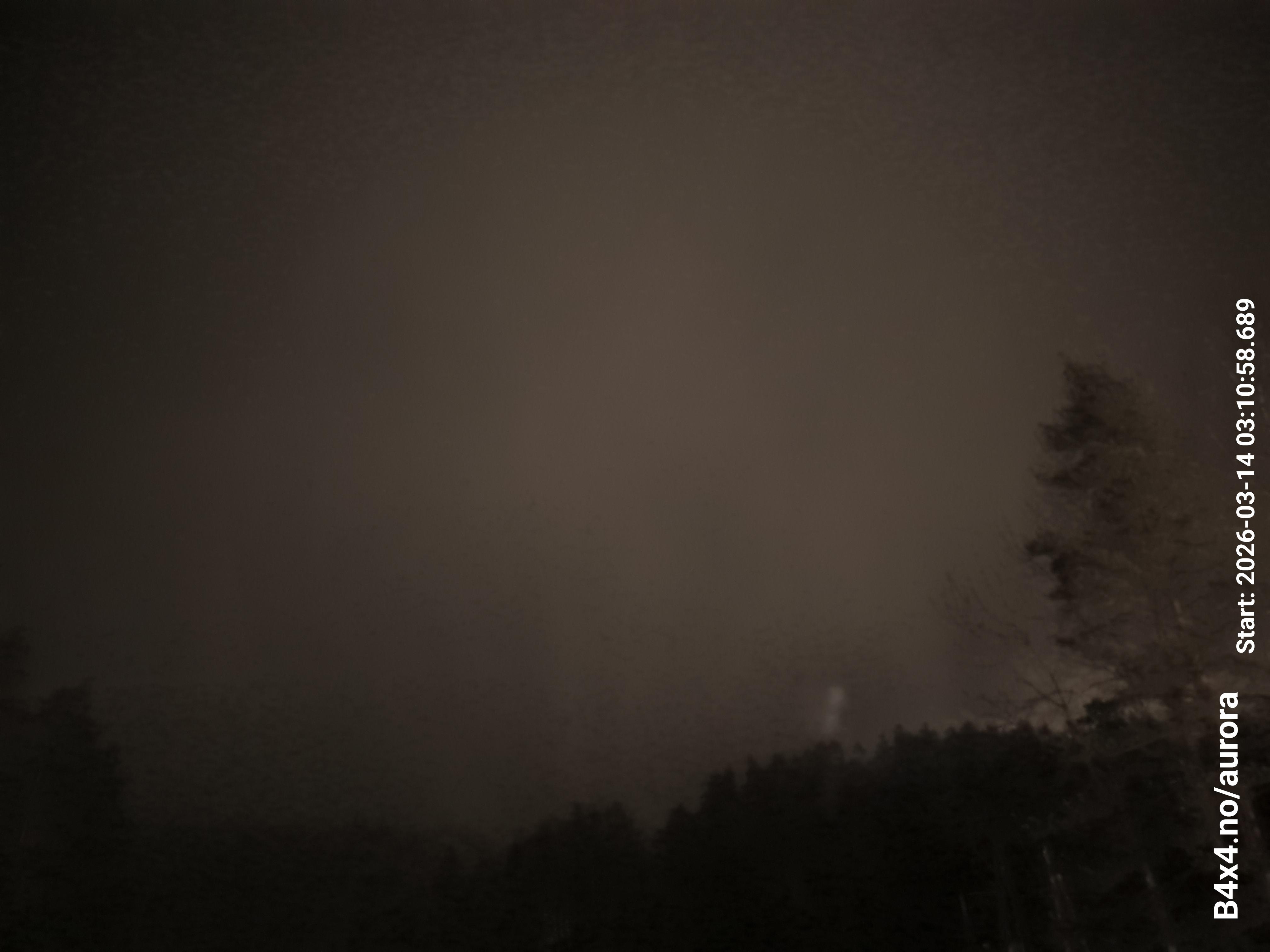 aurle_20260314_031114_lys44_star50_KP06_ISO1000_Lukker15.jpeg