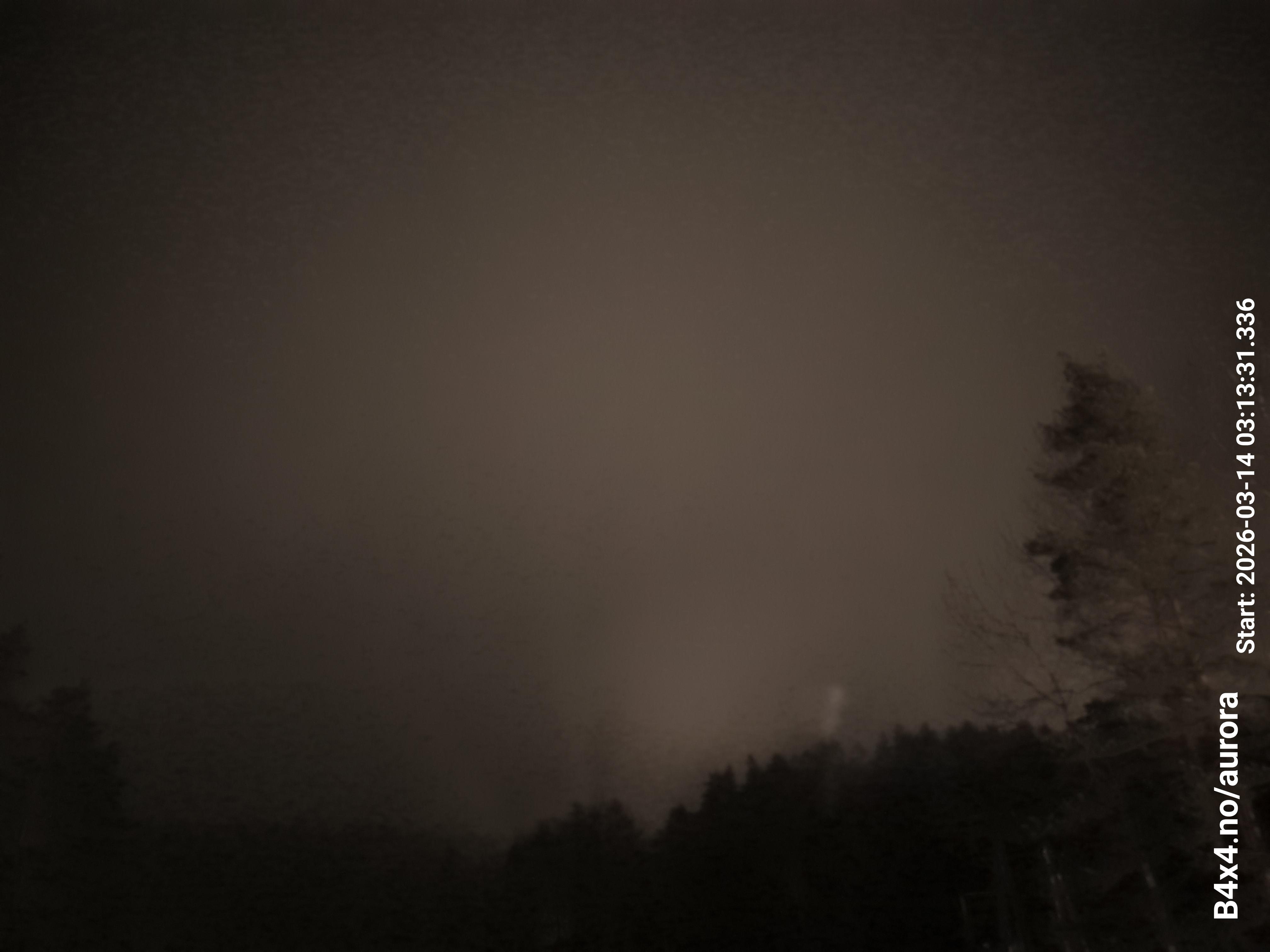 aurle_20260314_031347_lys46_star50_KP06_ISO1000_Lukker15.jpeg
