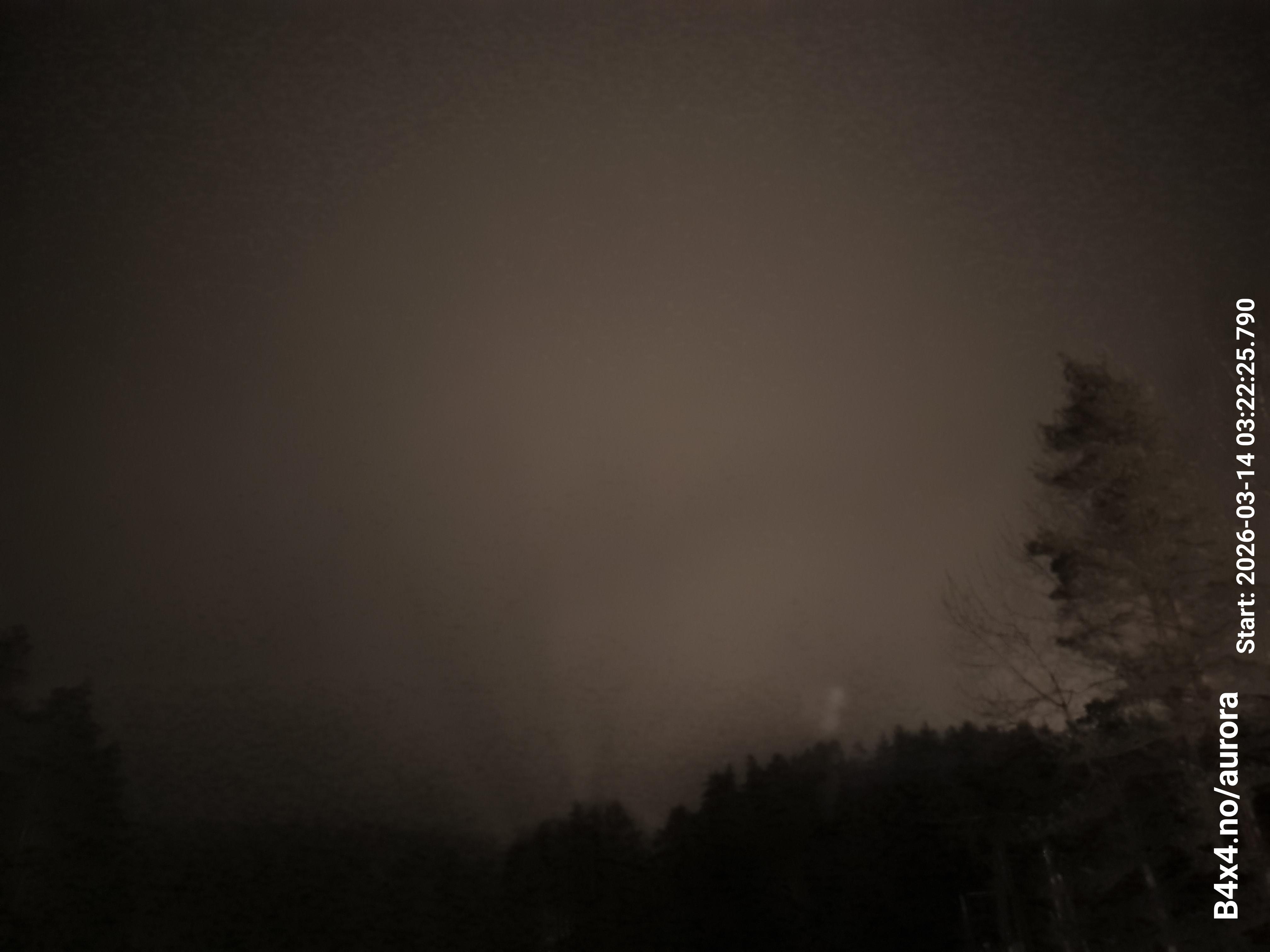 aurle_20260314_032242_lys46_star50_KP06_ISO1000_Lukker15.jpeg