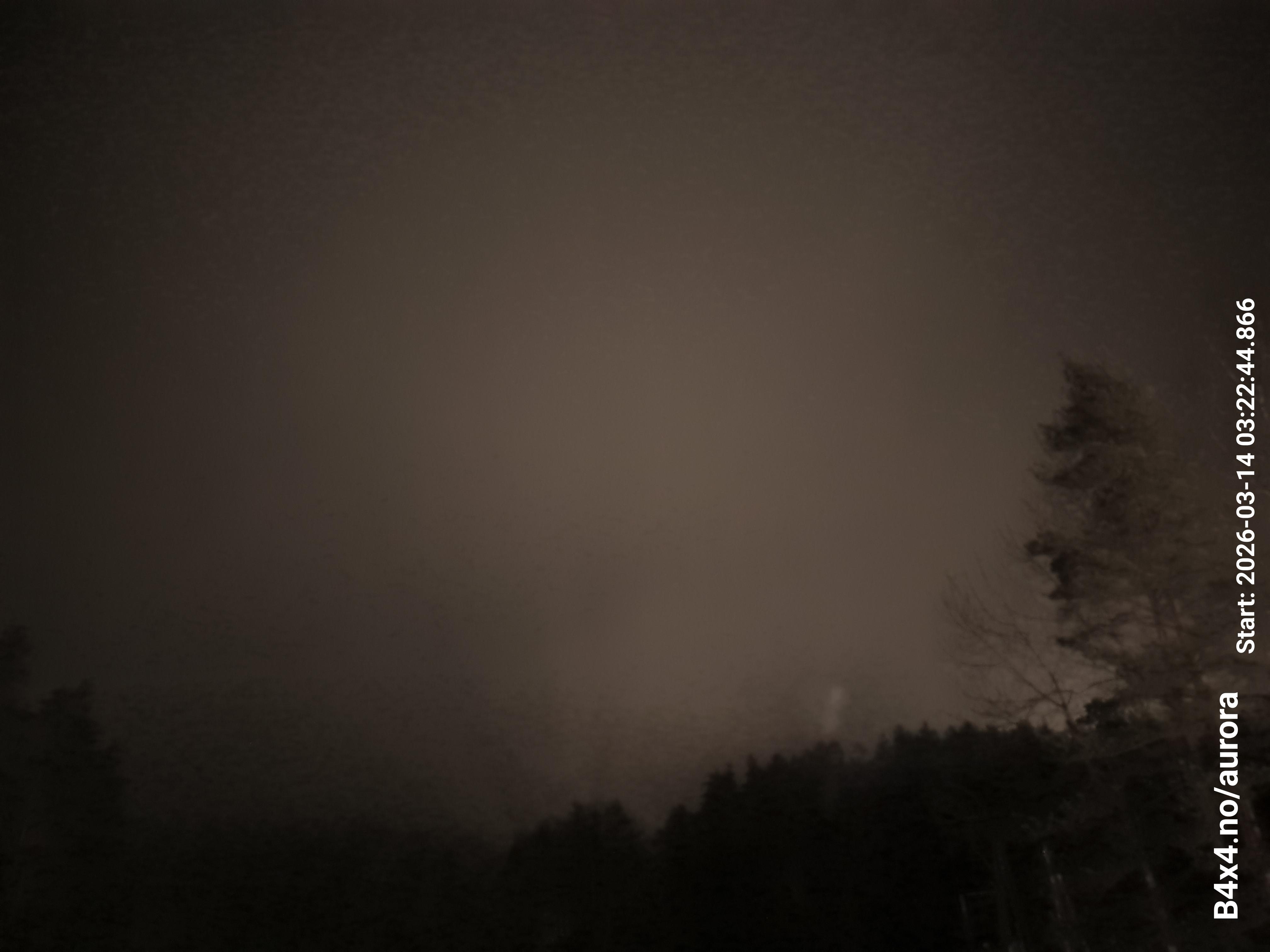 aurle_20260314_032301_lys46_star50_KP06_ISO1000_Lukker15.jpeg