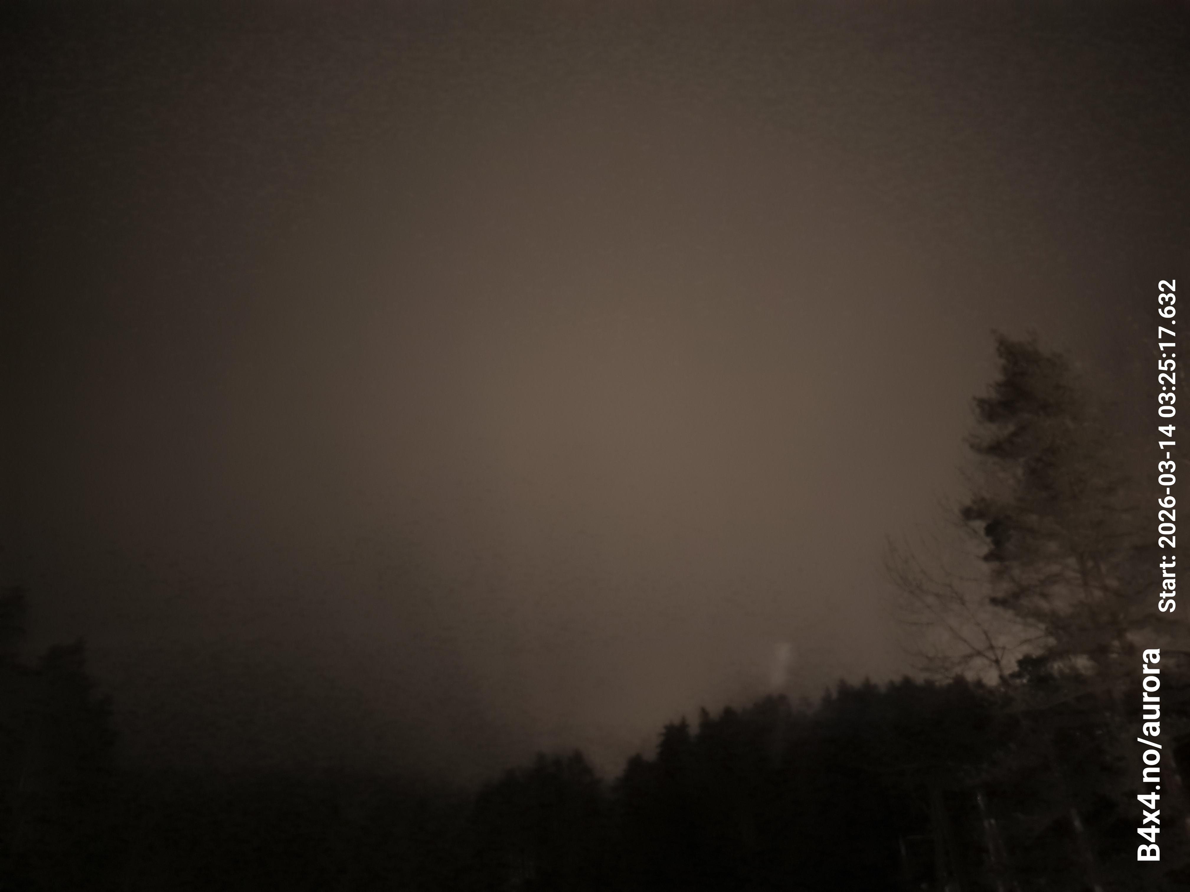aurle_20260314_032533_lys49_star50_KP06_ISO1000_Lukker15.jpeg