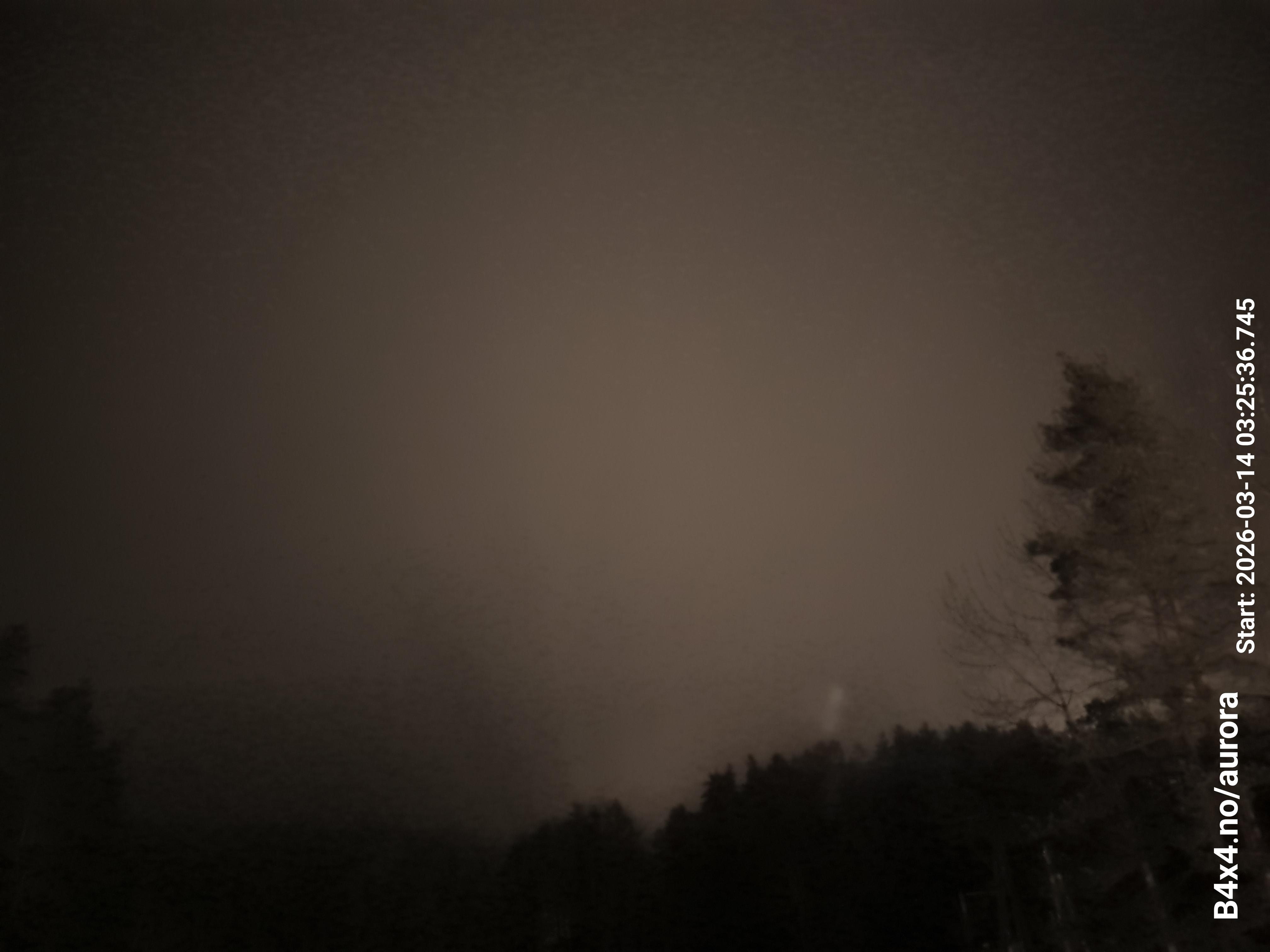 aurle_20260314_032553_lys49_star50_KP06_ISO1000_Lukker15.jpeg