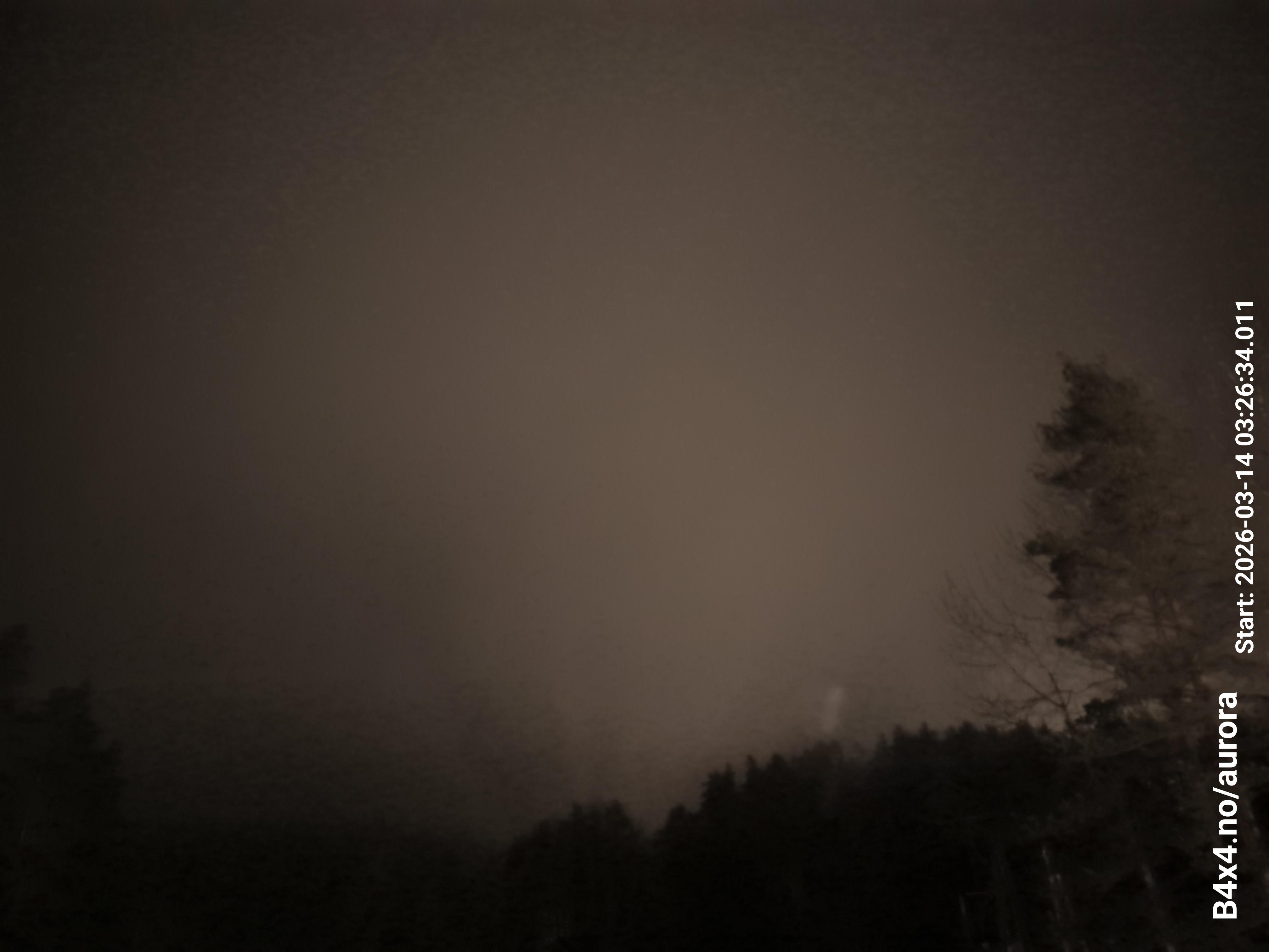 aurle_20260314_032650_lys49_star50_KP06_ISO1000_Lukker15.jpeg