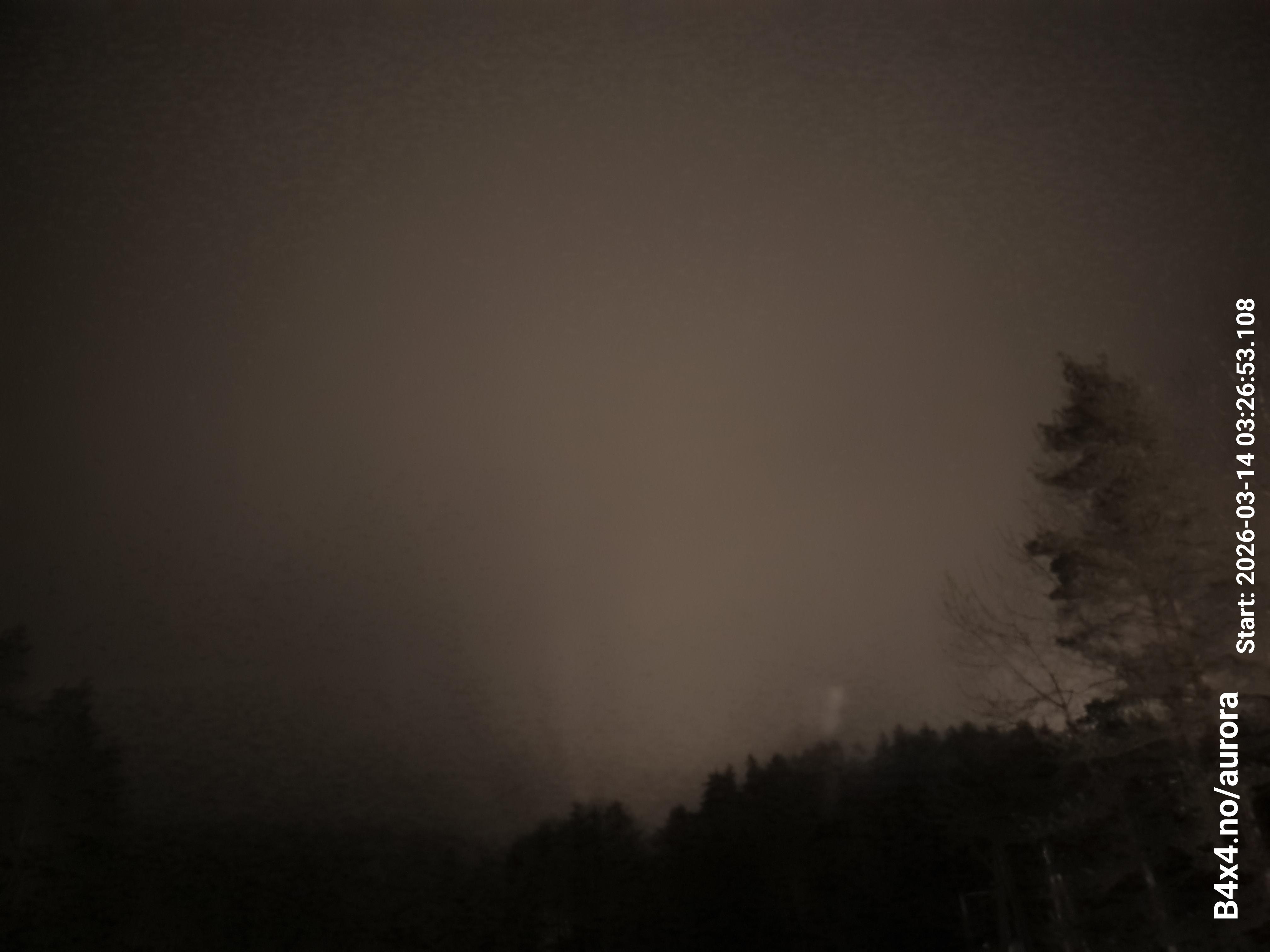 aurle_20260314_032709_lys49_star50_KP06_ISO1000_Lukker15.jpeg