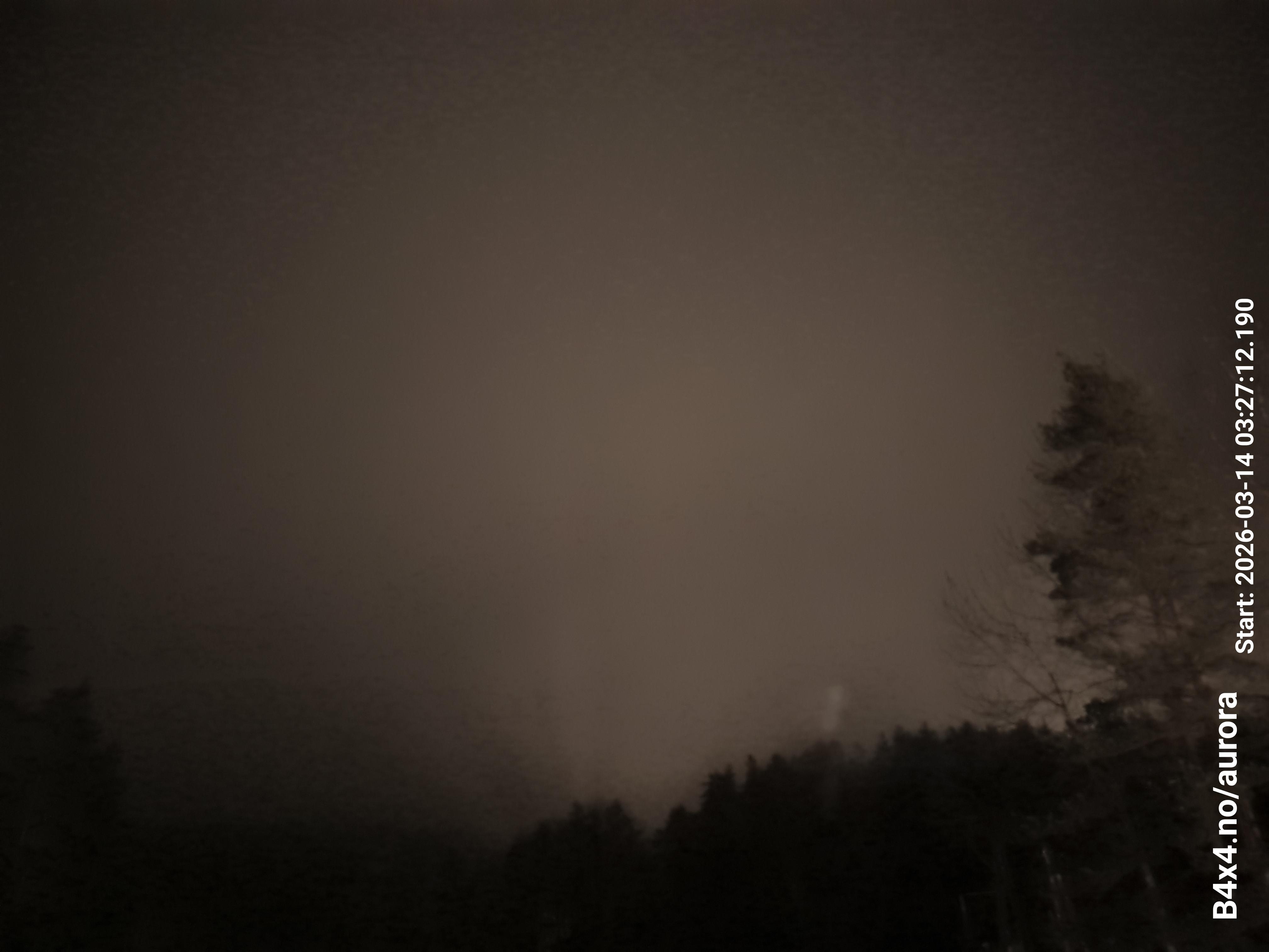 aurle_20260314_032728_lys48_star50_KP06_ISO1000_Lukker15.jpeg