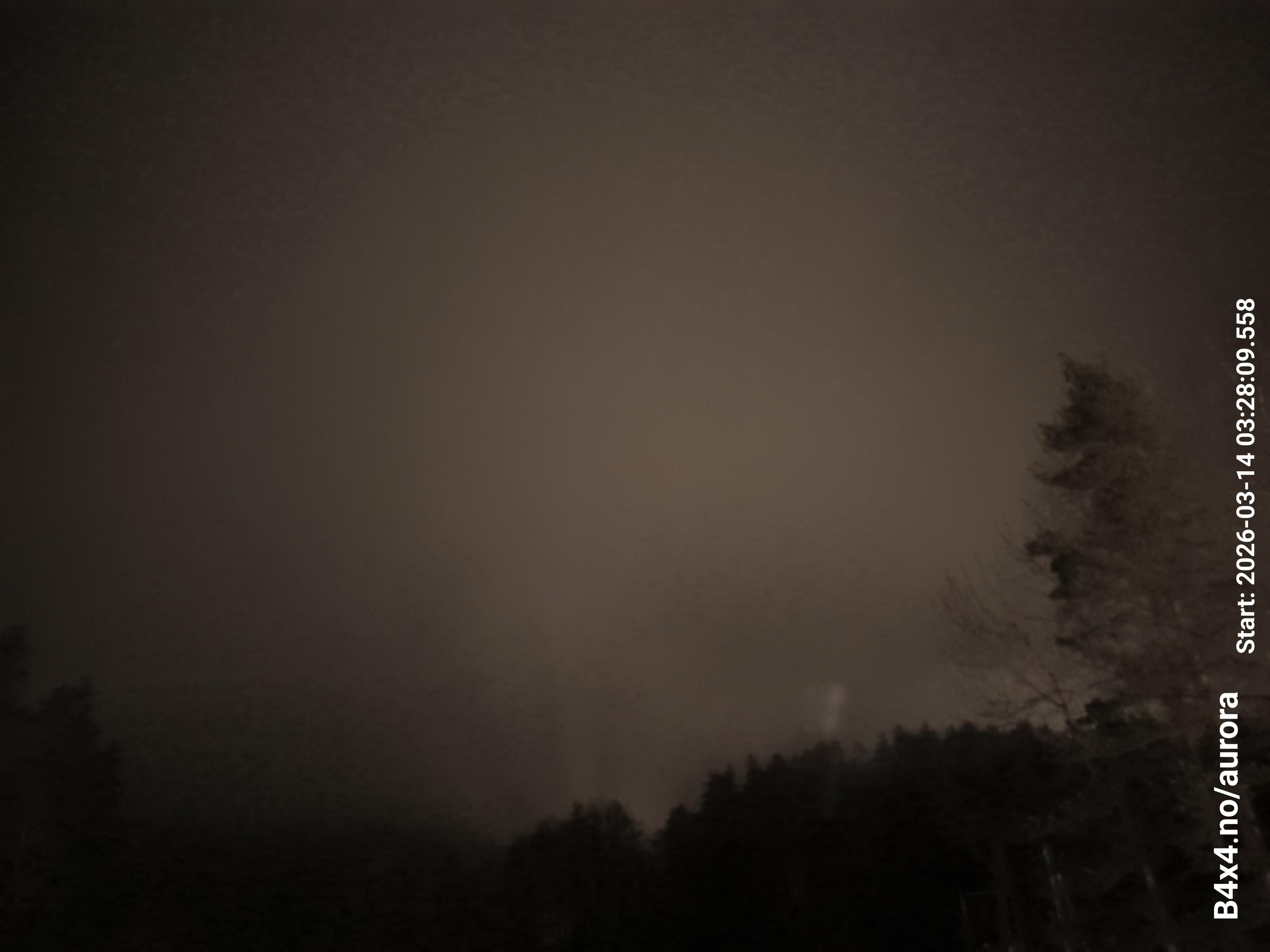 aurle_20260314_032825_lys47_star50_KPX_ISO1000_Lukker15.jpeg