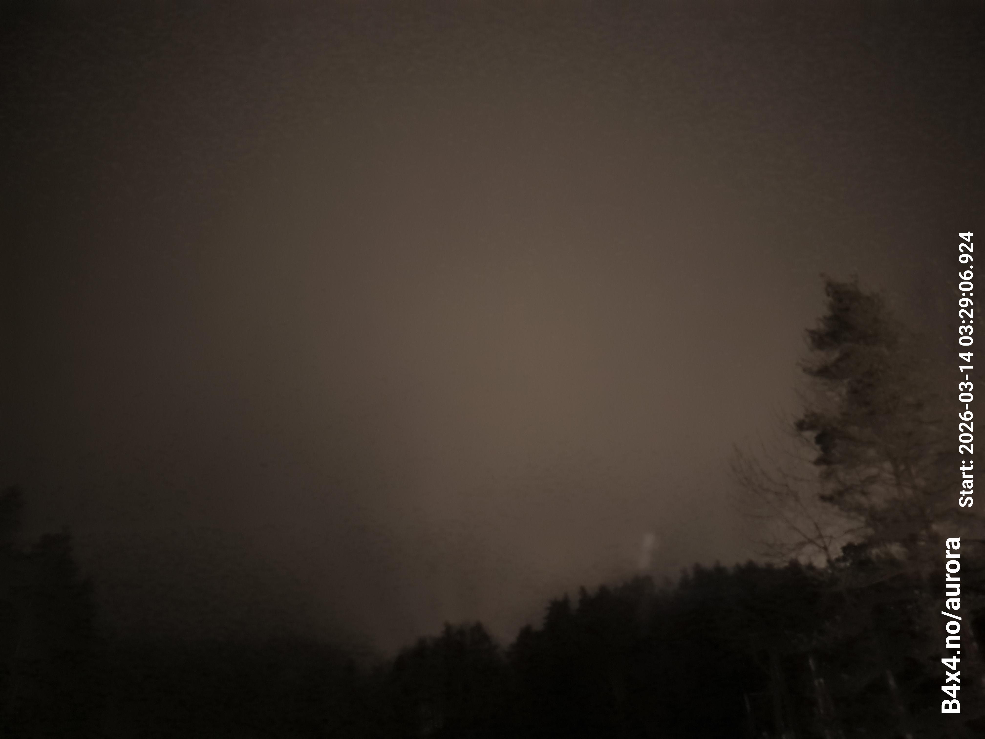 aurle_20260314_032923_lys48_star50_KPX_ISO1000_Lukker15.jpeg