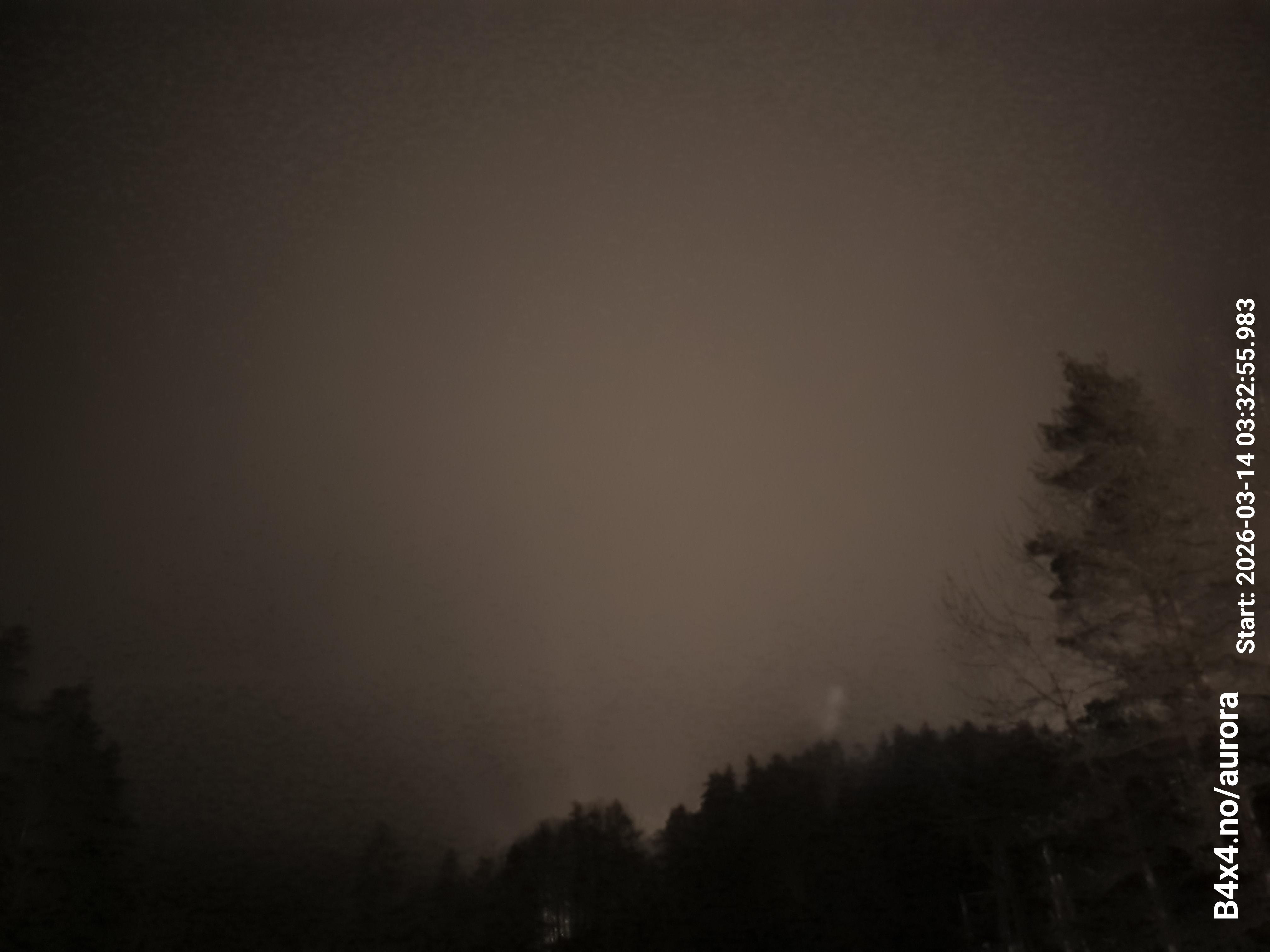 aurle_20260314_033312_lys52_star50_KP06_ISO1000_Lukker15.jpeg